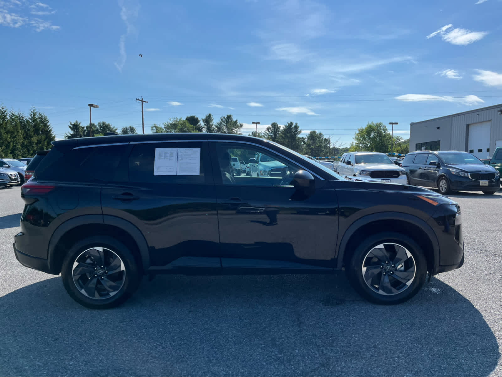 nissan rogue 2024 5N1BT3BA9RC714496 image nissan rogue 2024 5N1BT3BA9RC714496 image