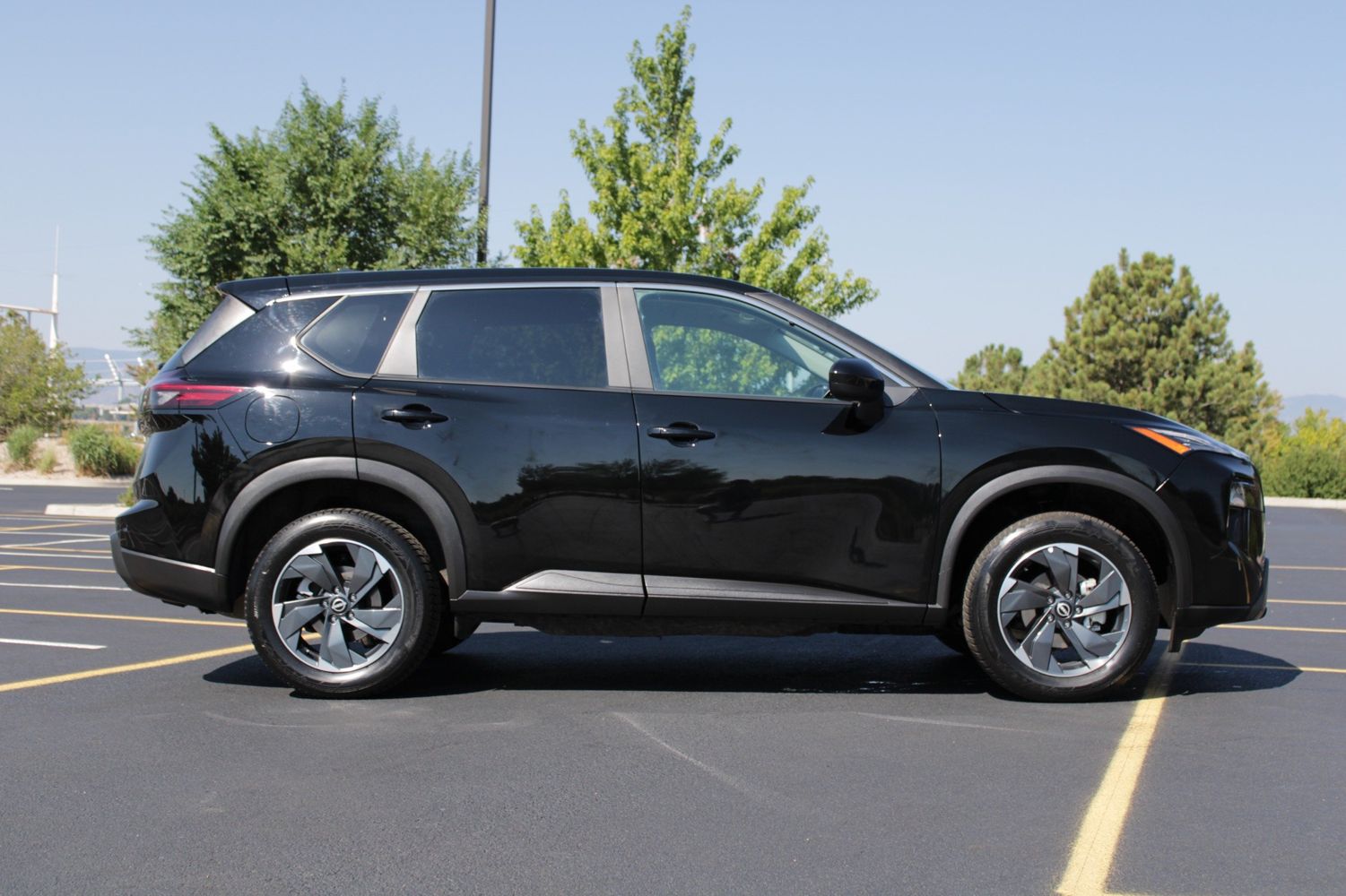 nissan rogue 2024 5N1BT3BB2RC717376 image nissan rogue 2024 5N1BT3BB2RC717376 image