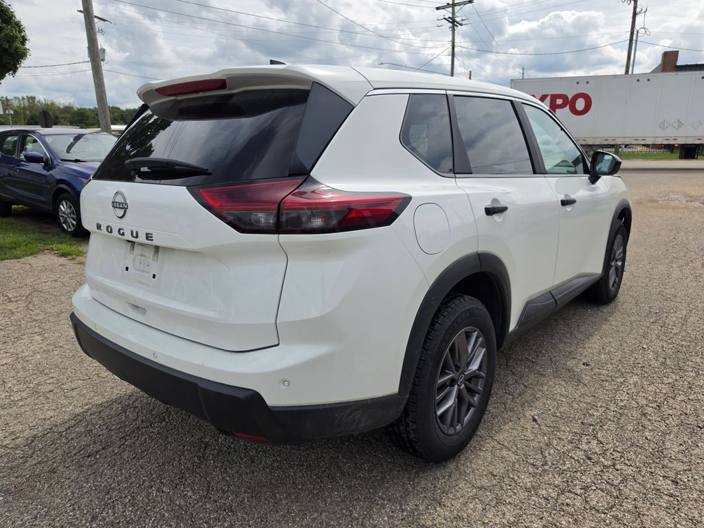 nissan rogue 2024 5N1BT3AA2RC748748 image nissan rogue 2024 5N1BT3AA2RC748748 image