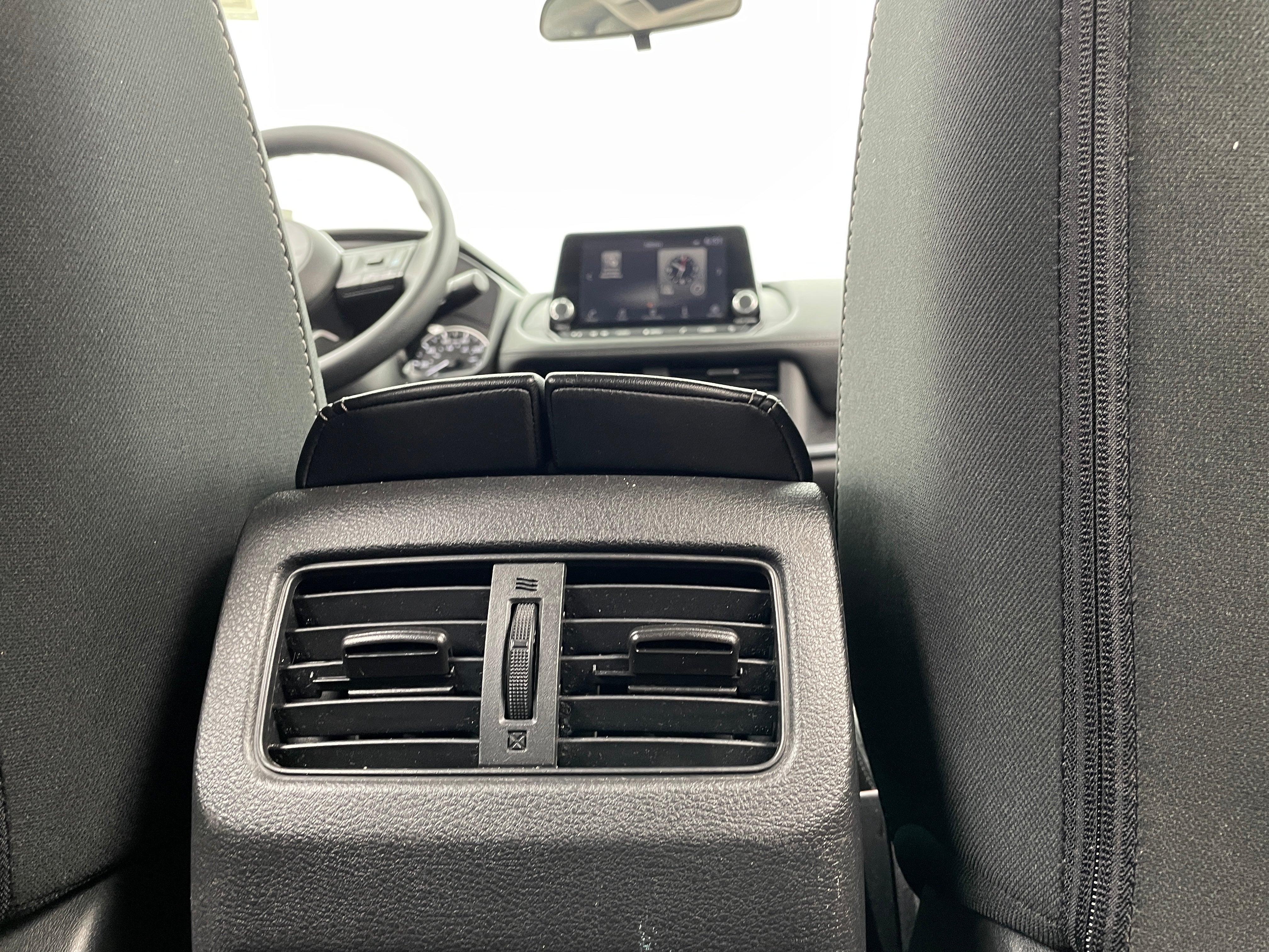 nissan rogue 2024 5N1BT3BA2RC675685 image nissan rogue 2024 5N1BT3BA2RC675685 image