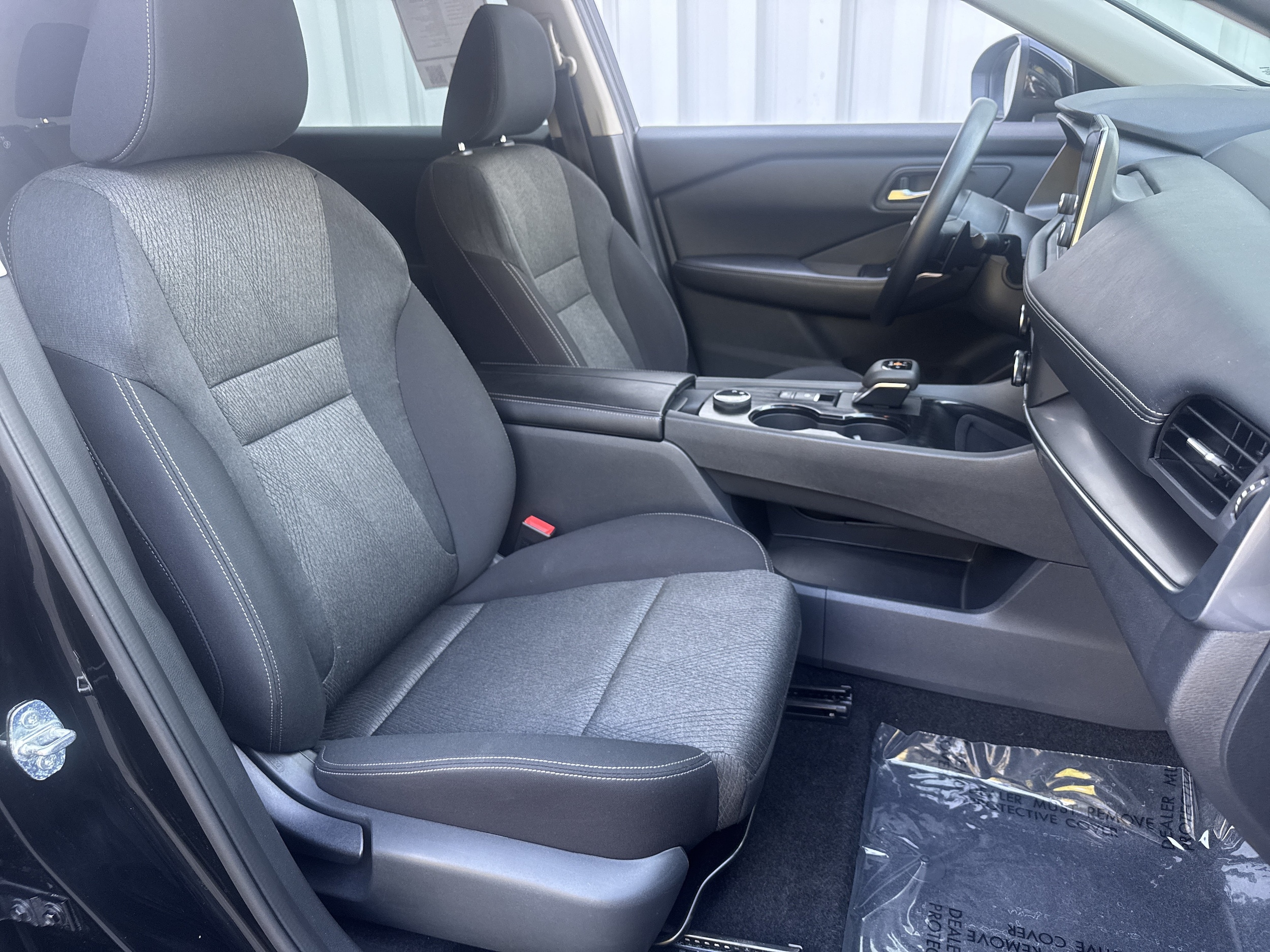 nissan rogue 2024 5N1BT3BB9RC677944 image nissan rogue 2024 5N1BT3BB9RC677944 image
