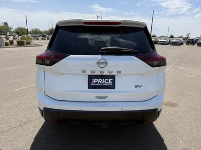 nissan rogue 2024 5N1BT3BA2RC672270 image nissan rogue 2024 5N1BT3BA2RC672270 image