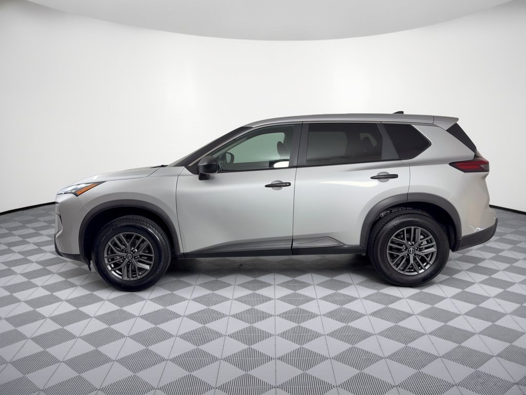 nissan rogue 2024 5N1BT3AA5RC704727 image nissan rogue 2024 5N1BT3AA5RC704727 image