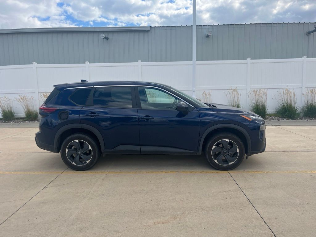 nissan rogue 2024 5N1BT3BB9RC678396 image nissan rogue 2024 5N1BT3BB9RC678396 image
