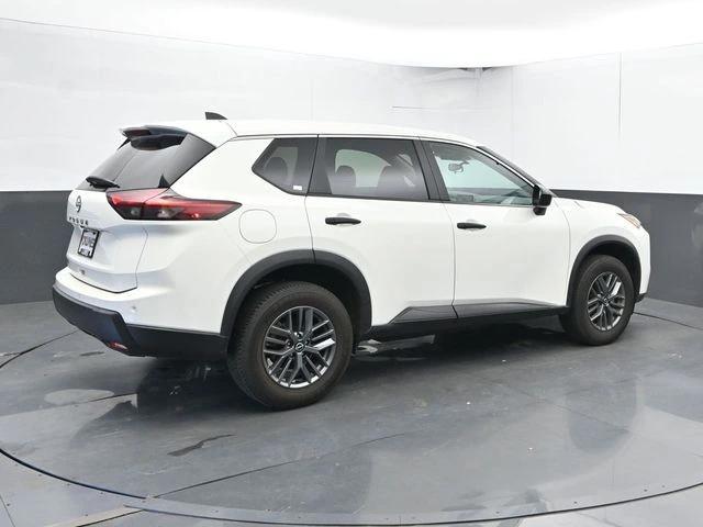 nissan rogue 2024 5N1BT3AA2RC714776 image nissan rogue 2024 5N1BT3AA2RC714776 image