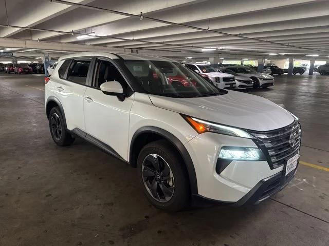 nissan rogue 2024 5N1BT3BA8RC700430 image nissan rogue 2024 5N1BT3BA8RC700430 image