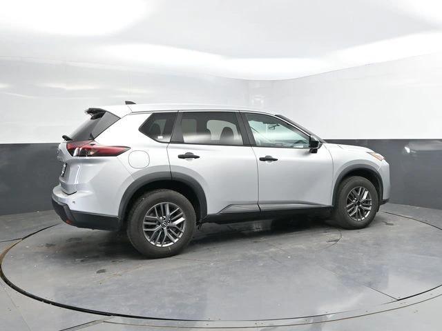 nissan rogue 2024 5N1BT3AA8RC753422 image nissan rogue 2024 5N1BT3AA8RC753422 image
