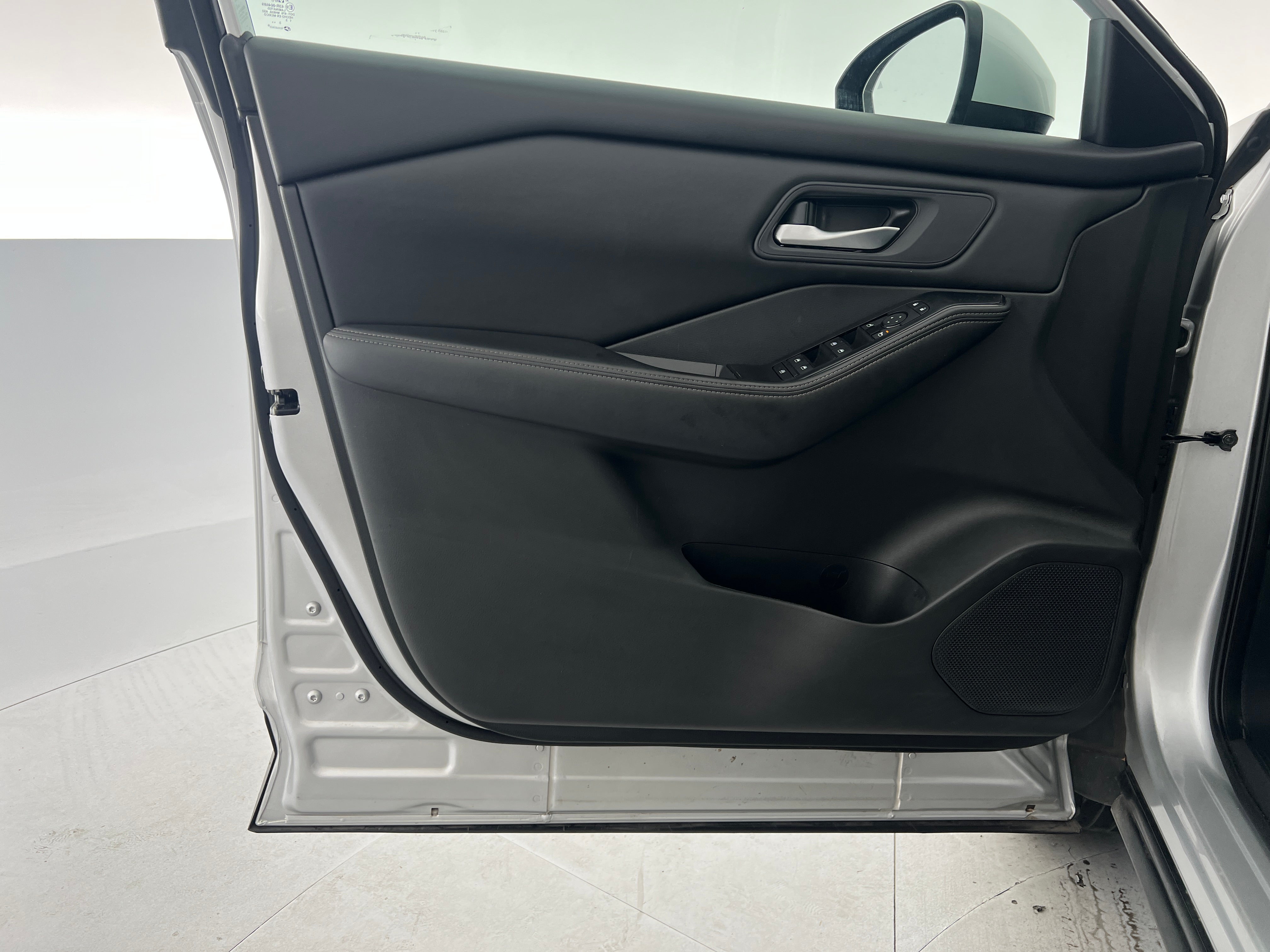 nissan rogue 2024 5N1BT3BAXRC677278 image nissan rogue 2024 5N1BT3BAXRC677278 image