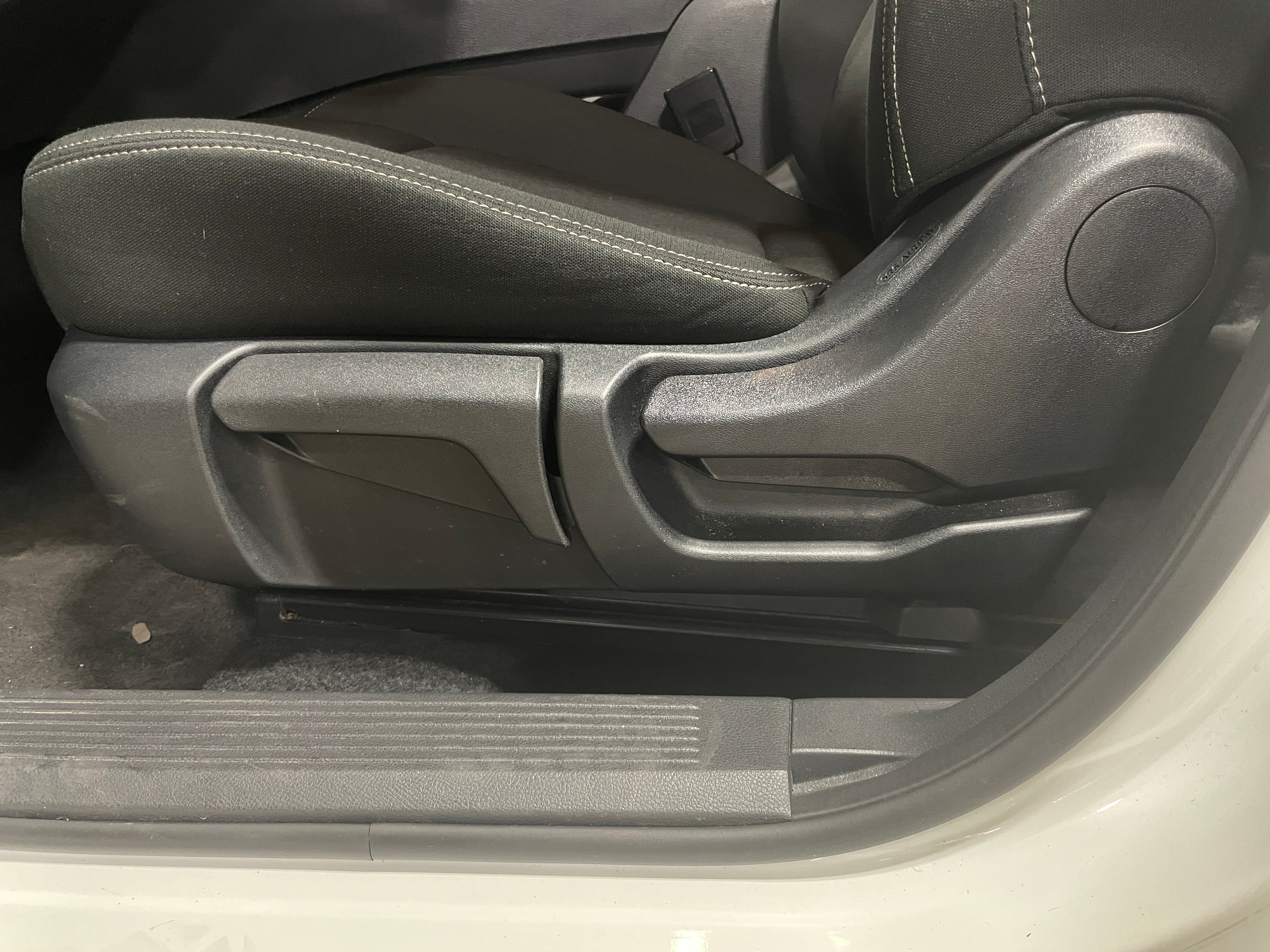 nissan rogue 2024 5N1BT3AB0RC751902 image nissan rogue 2024 5N1BT3AB0RC751902 image