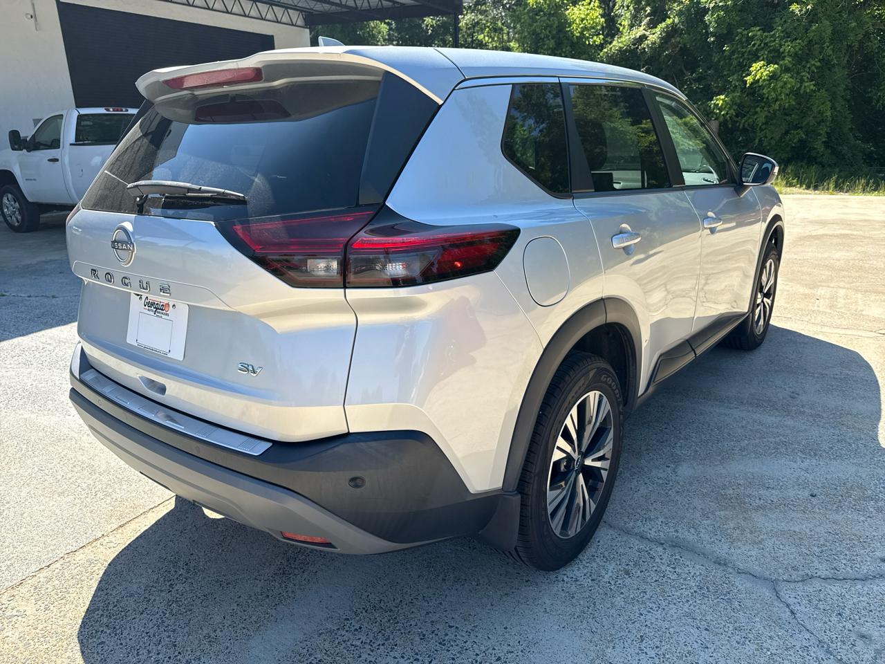 nissan rogue 2022 5N1BT3BA5NC677893 image nissan rogue 2022 5N1BT3BA5NC677893 image