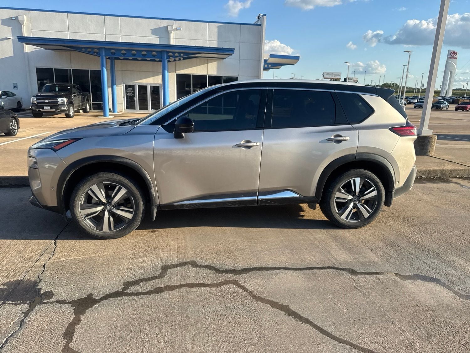 nissan rogue 2022 JN8BT3CA9NW042505 image