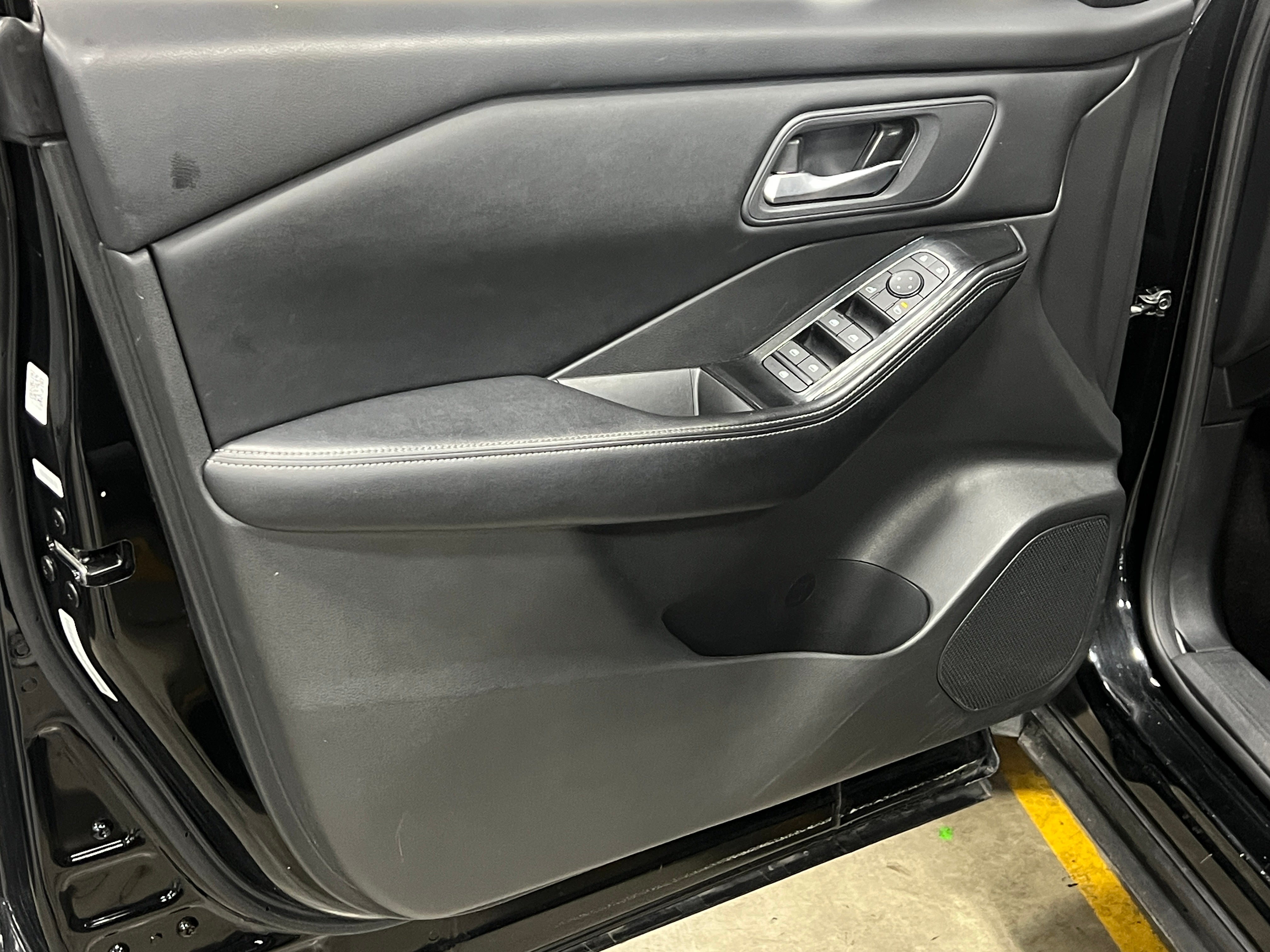 nissan rogue 2025 5N1BT3BB3SC774742 image nissan rogue 2025 5N1BT3BB3SC774742 image