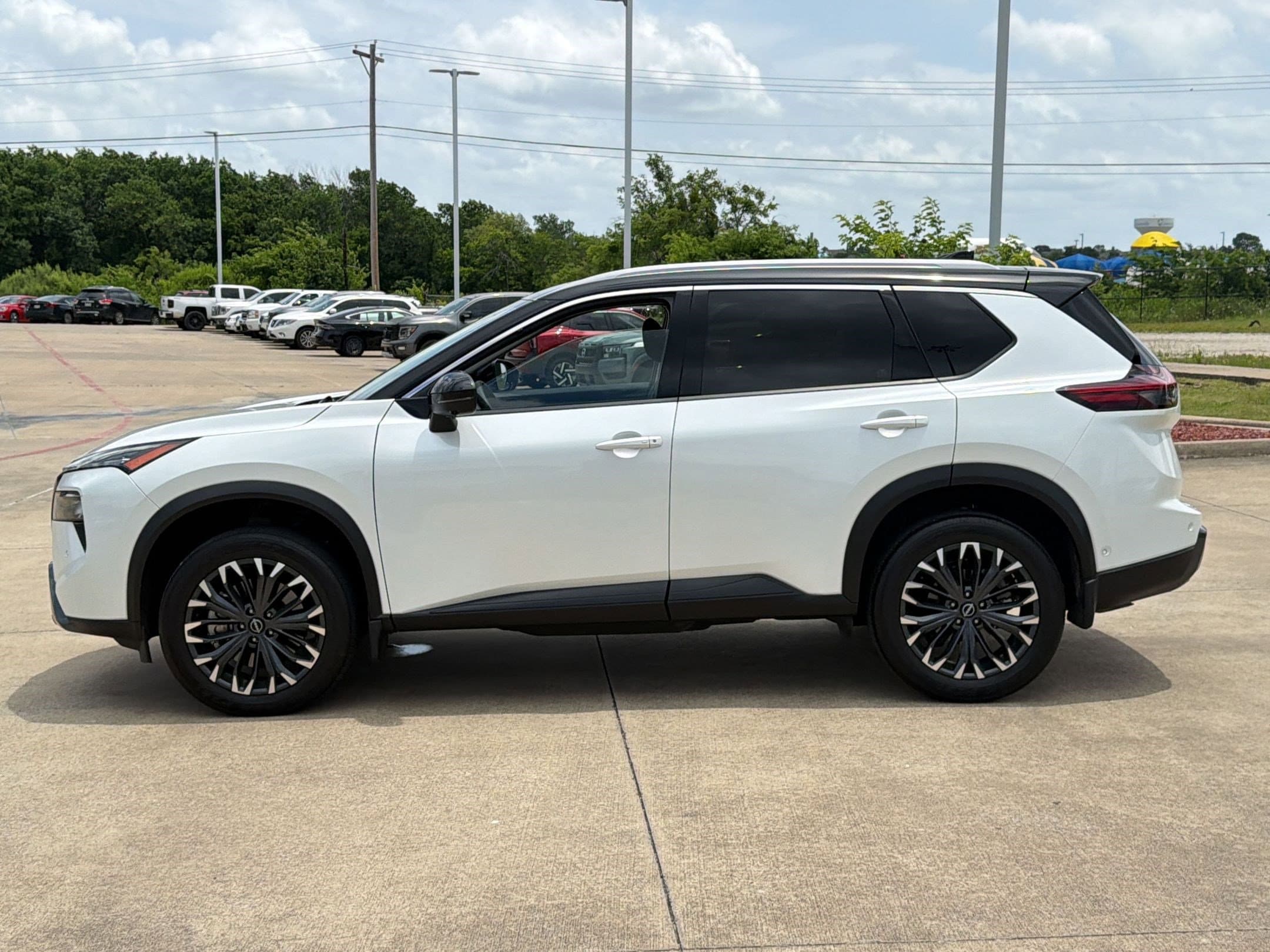 nissan rogue 2025 JN8BT3CB9SW414381 image nissan rogue 2025 JN8BT3CB9SW414381 image