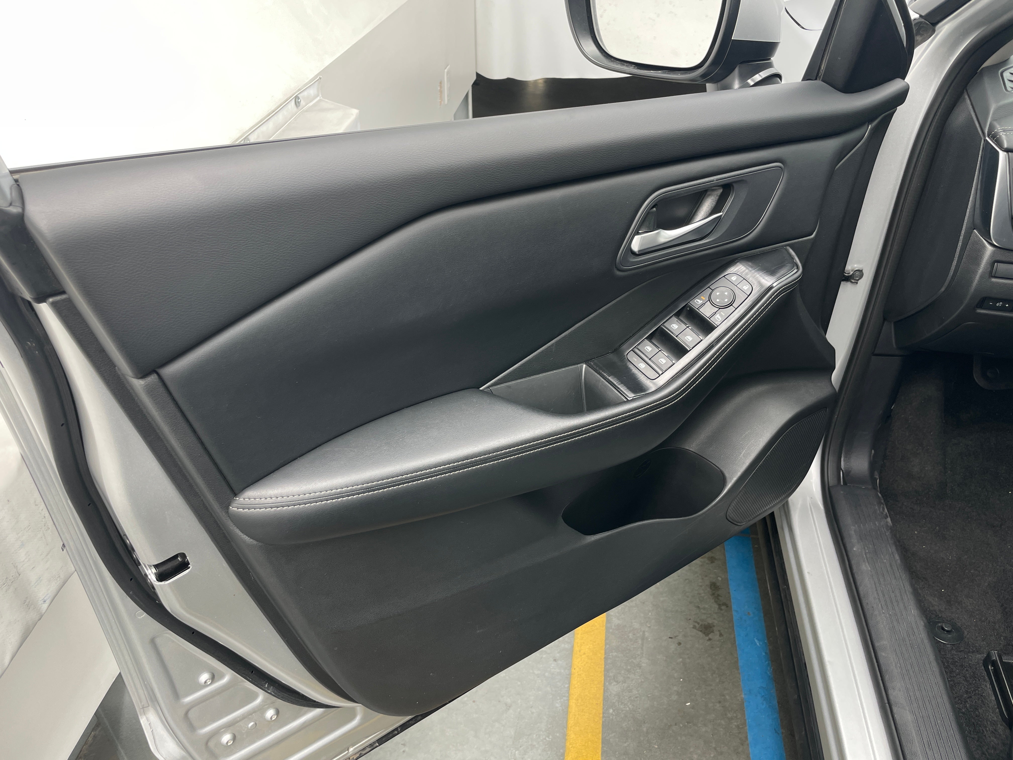 nissan rogue 2025 5N1BT3BA5SC809532 image nissan rogue 2025 5N1BT3BA5SC809532 image
