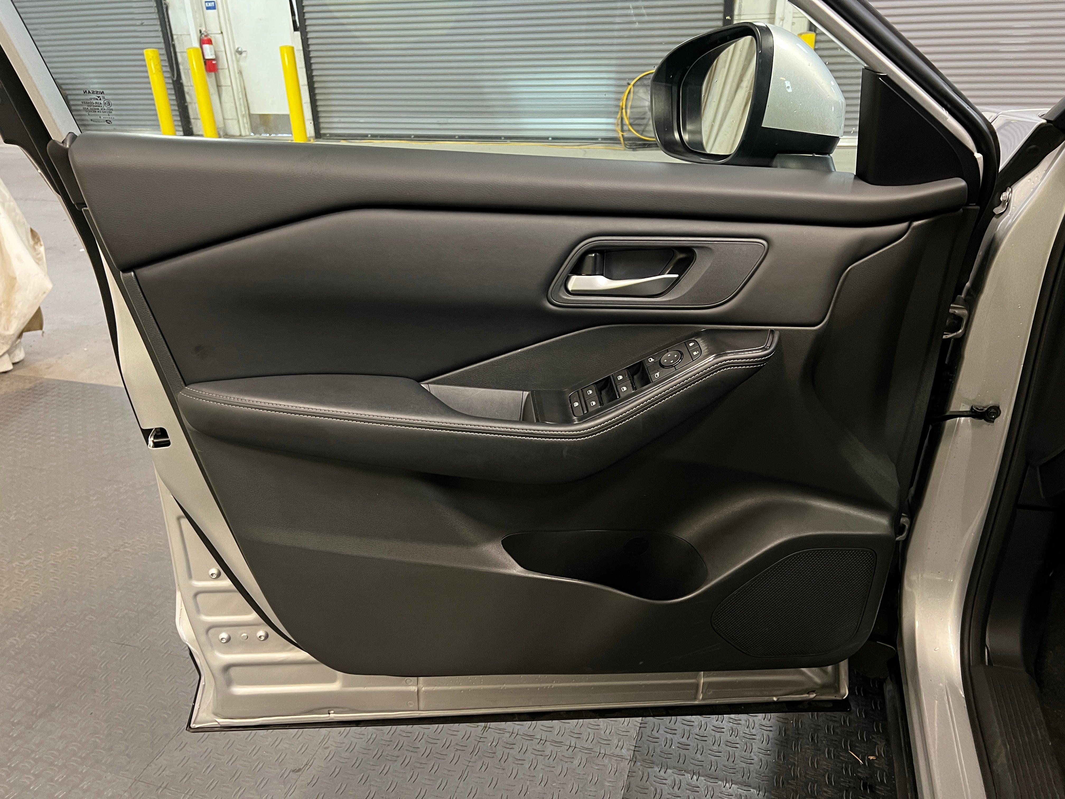 nissan rogue 2025 5N1BT3BA4SC836706 image