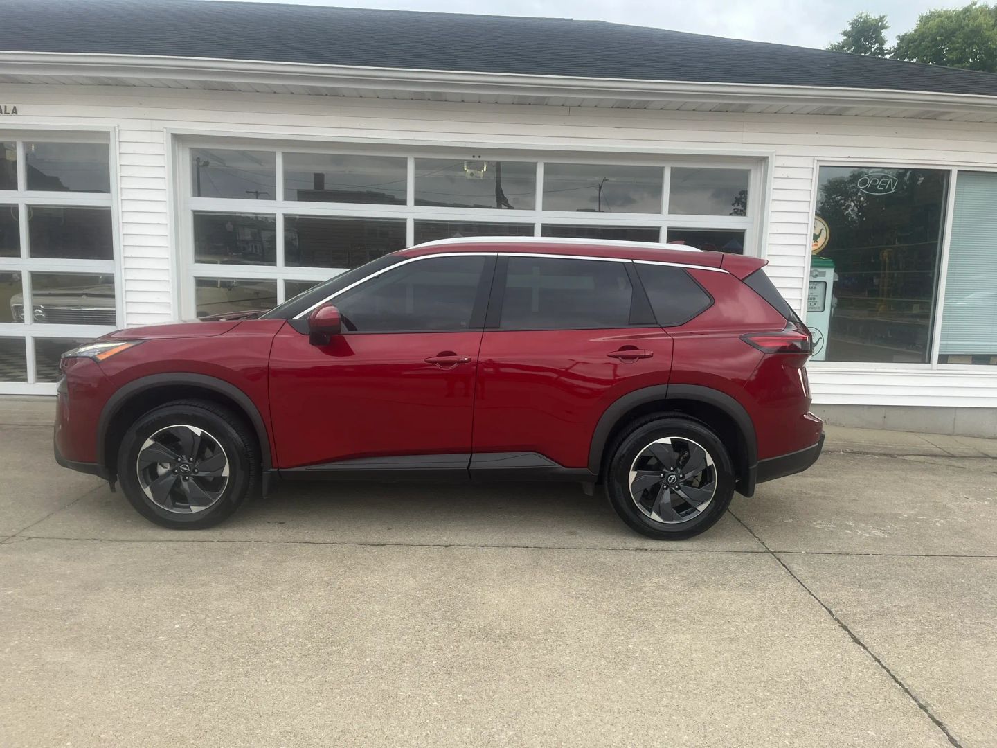 nissan rogue 2025 5N1BT3BA9SC767575 image nissan rogue 2025 5N1BT3BA9SC767575 image