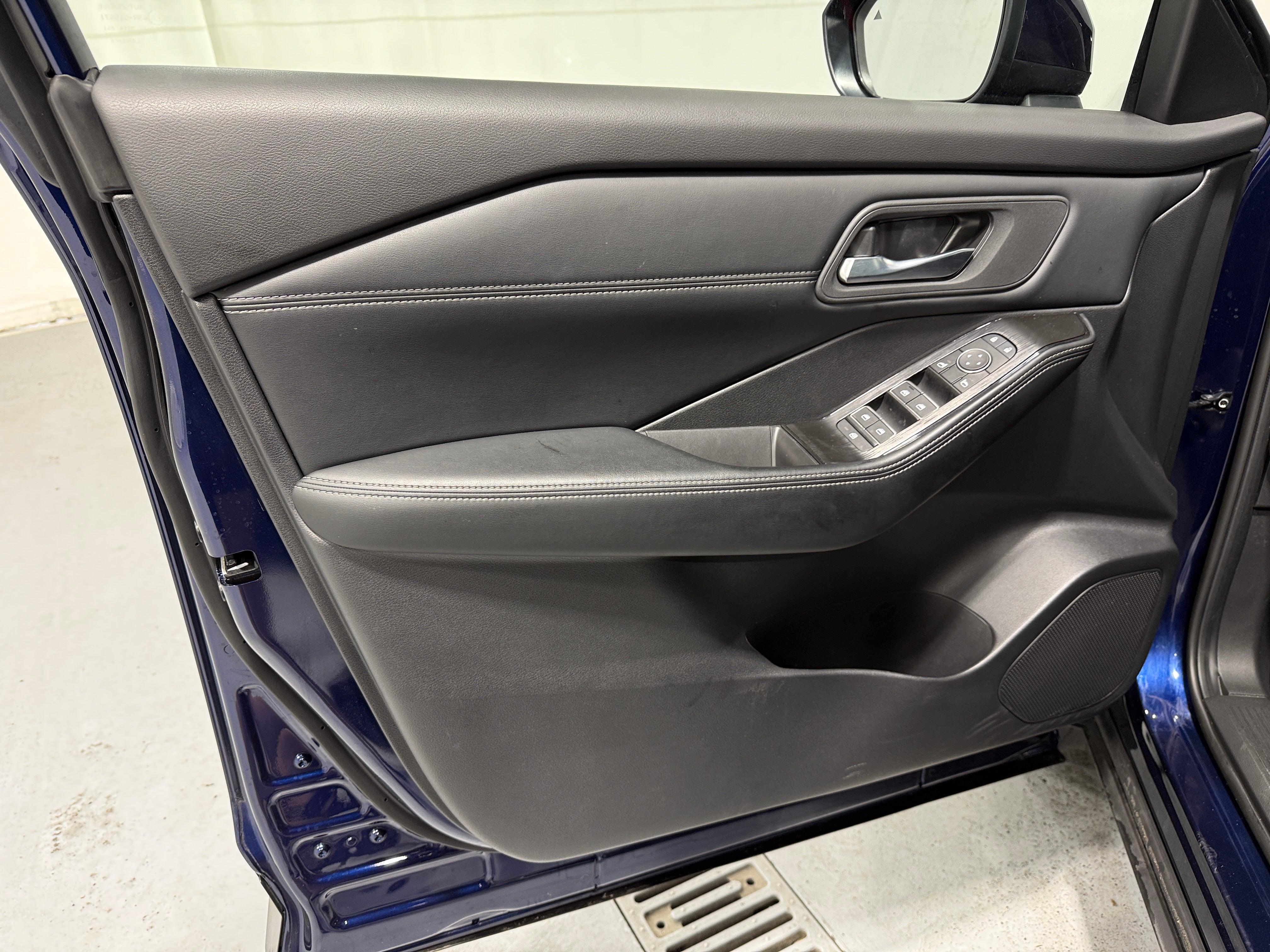 nissan rogue 2025 JN8BT3CB0SW158230 image nissan rogue 2025 JN8BT3CB0SW158230 image