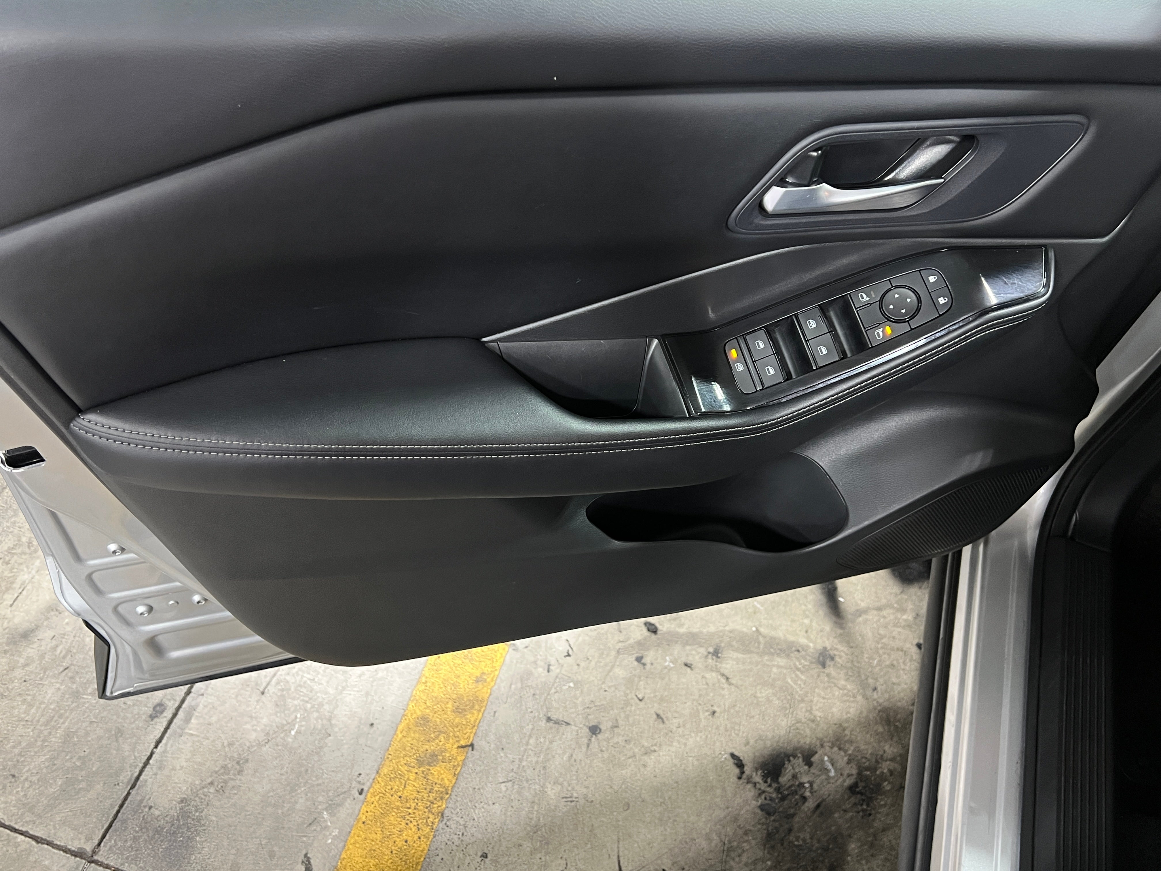 nissan rogue 2025 5N1BT3BA5SC804444 image nissan rogue 2025 5N1BT3BA5SC804444 image