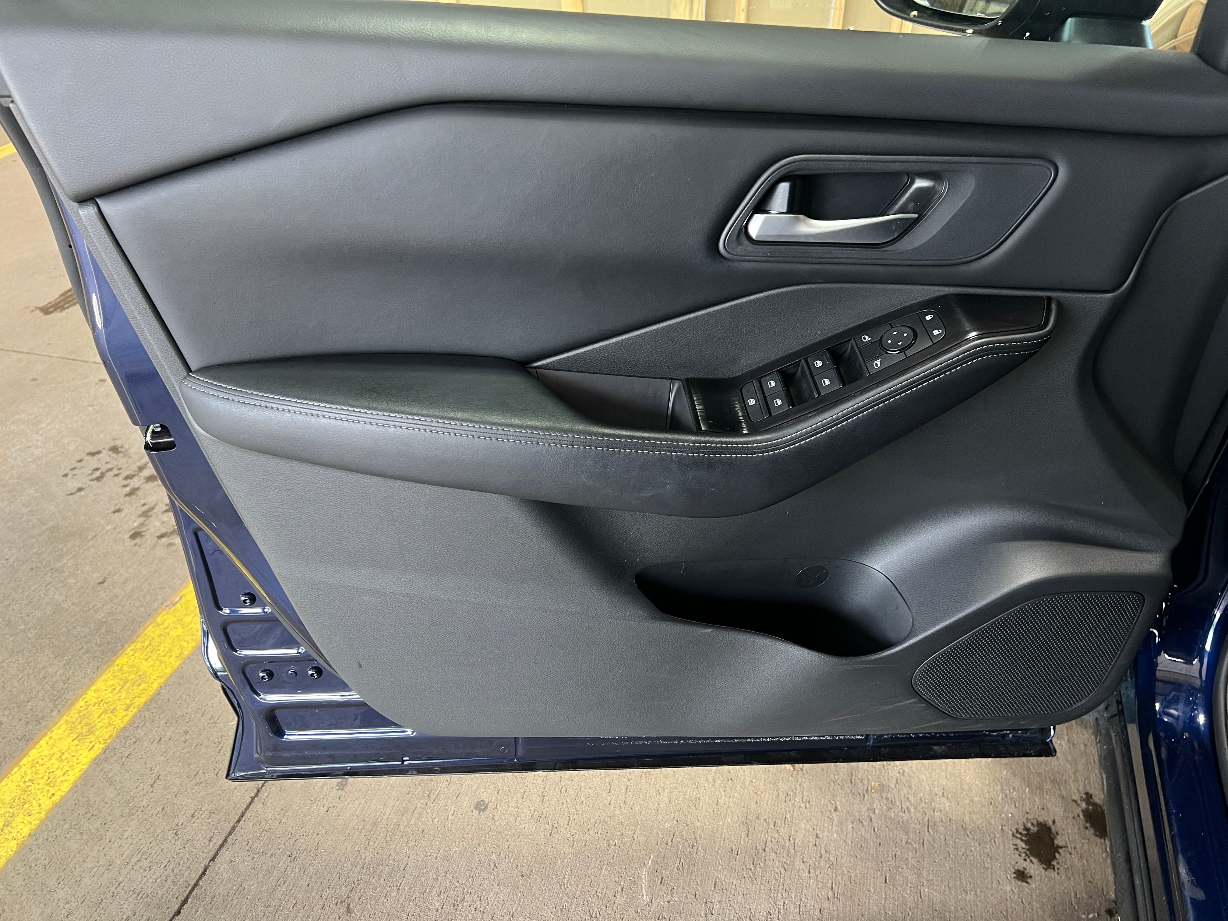nissan rogue 2025 5N1BT3BA0SC837187 image nissan rogue 2025 5N1BT3BA0SC837187 image