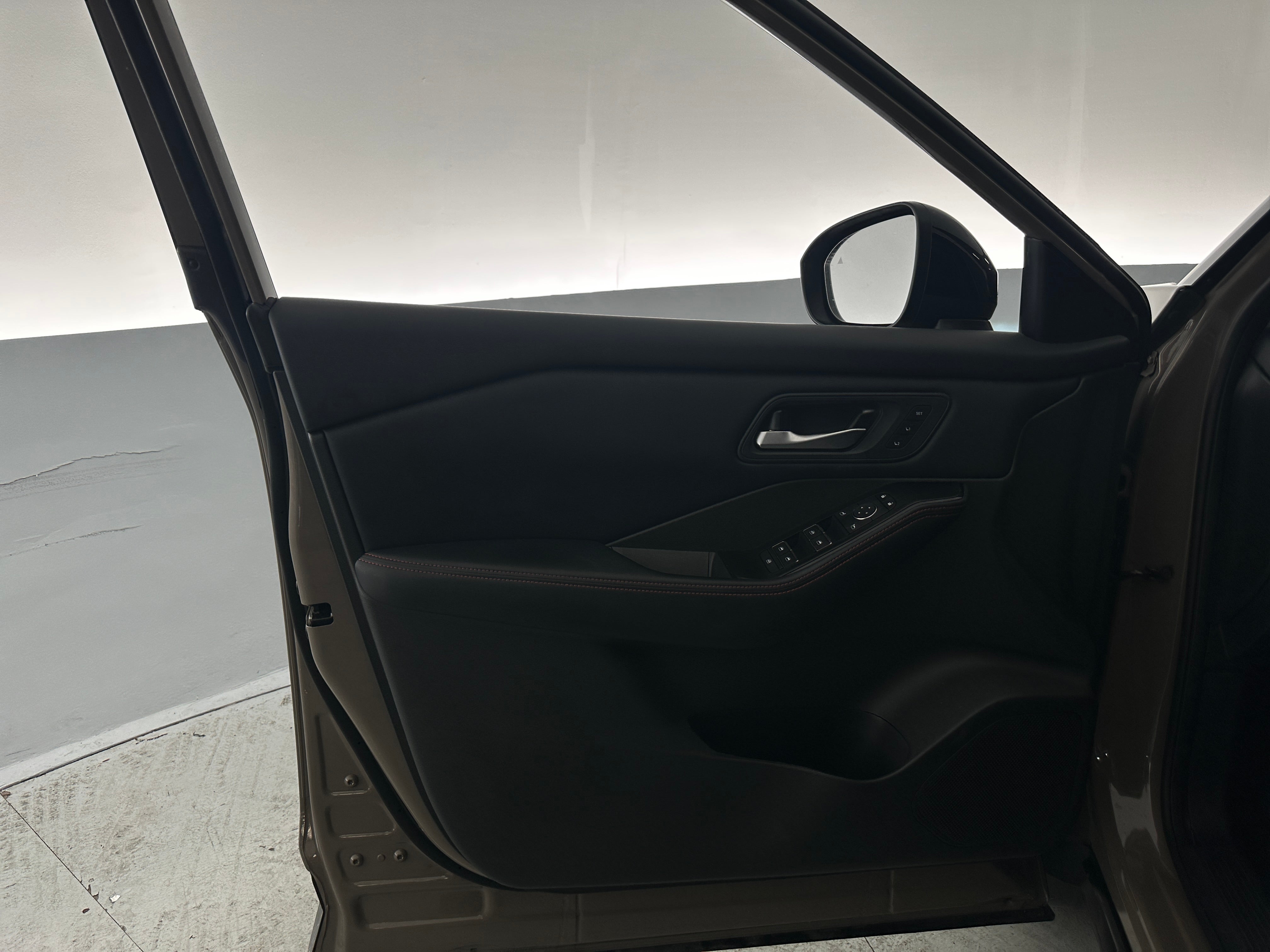nissan rogue 2025 5N1BT3BB3SC826483 image nissan rogue 2025 5N1BT3BB3SC826483 image