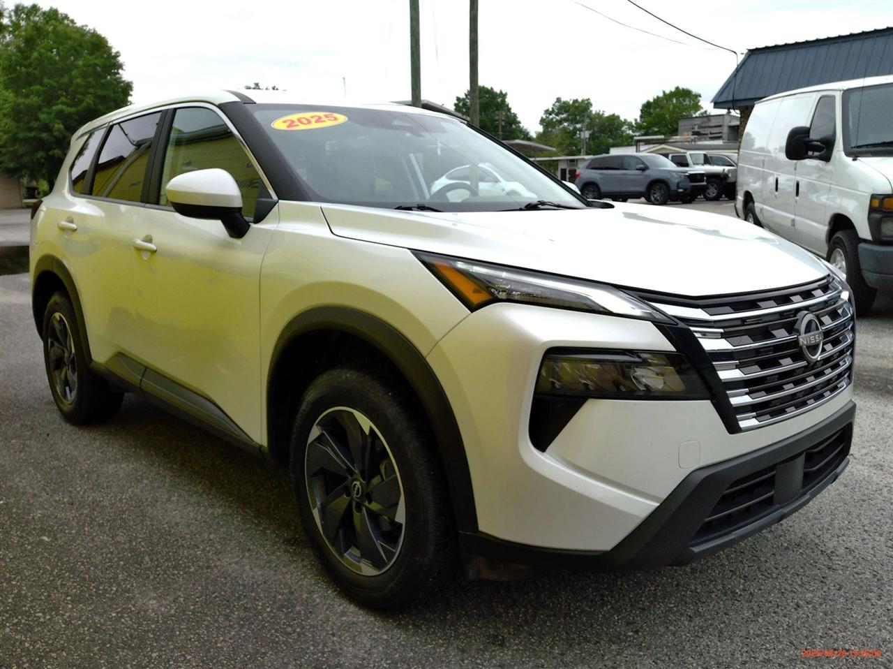 nissan rogue 2025 5N1BT3BB9SC770033 image nissan rogue 2025 5N1BT3BB9SC770033 image