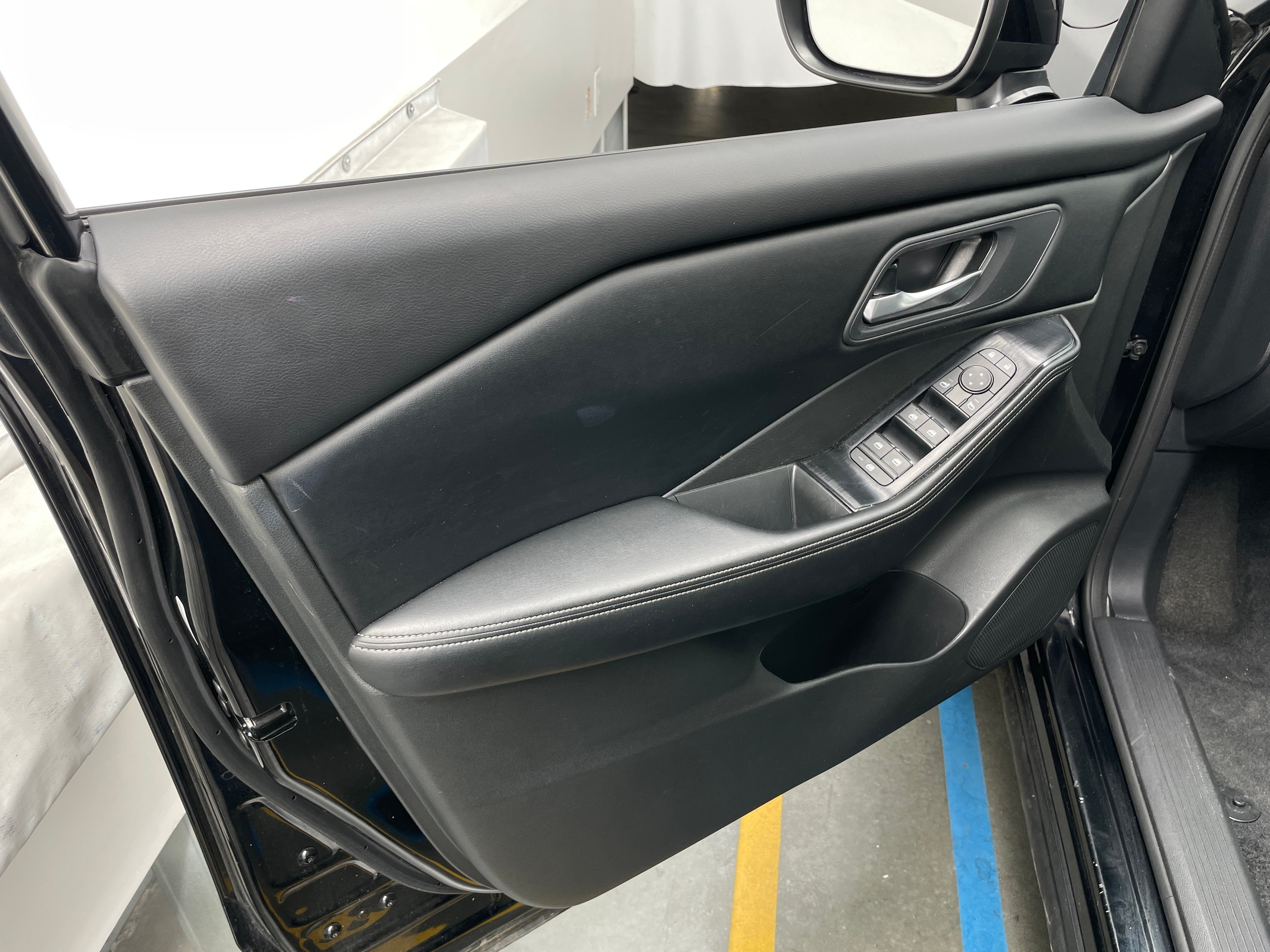 nissan rogue 2025 5N1BT3BA5SC829070 image nissan rogue 2025 5N1BT3BA5SC829070 image