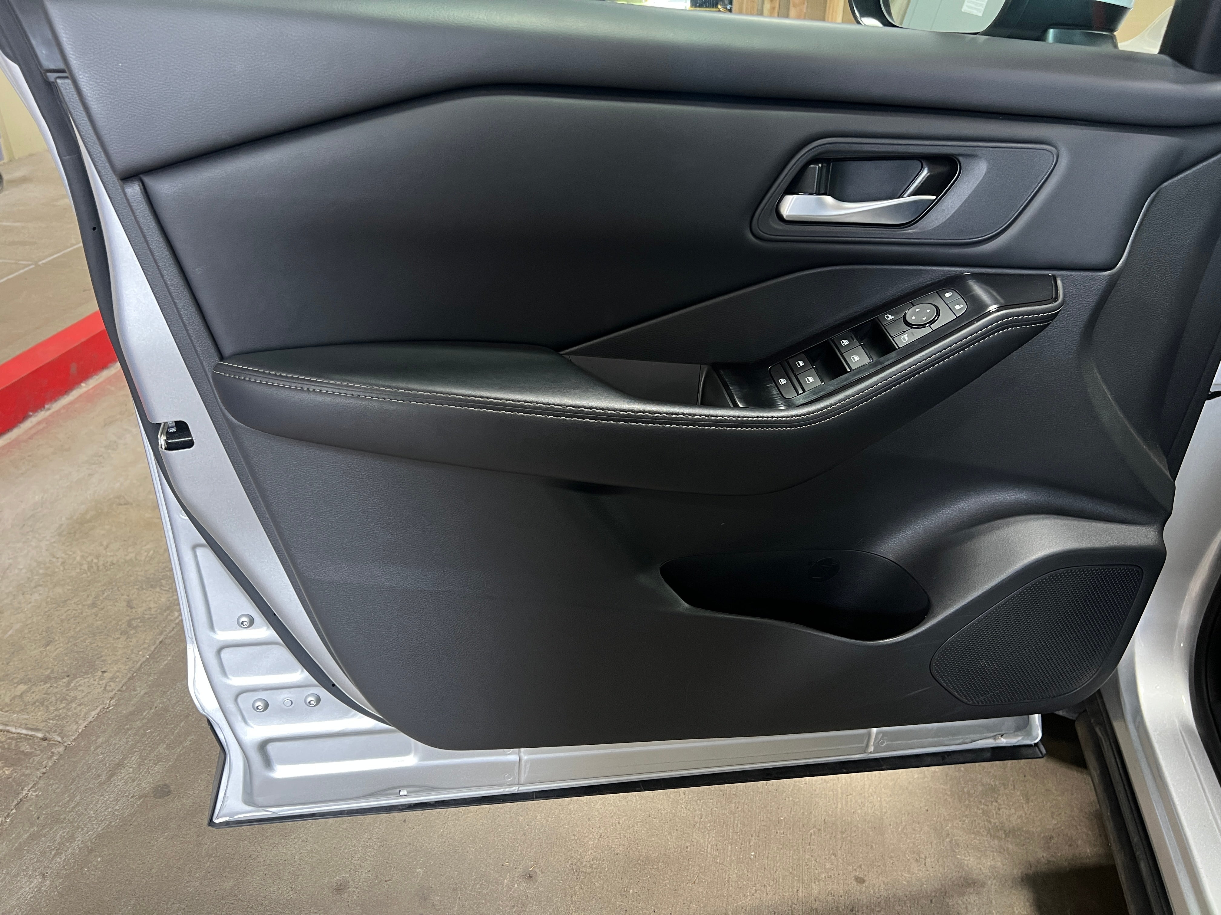 nissan rogue 2025 5N1BT3BA5SC826749 image nissan rogue 2025 5N1BT3BA5SC826749 image