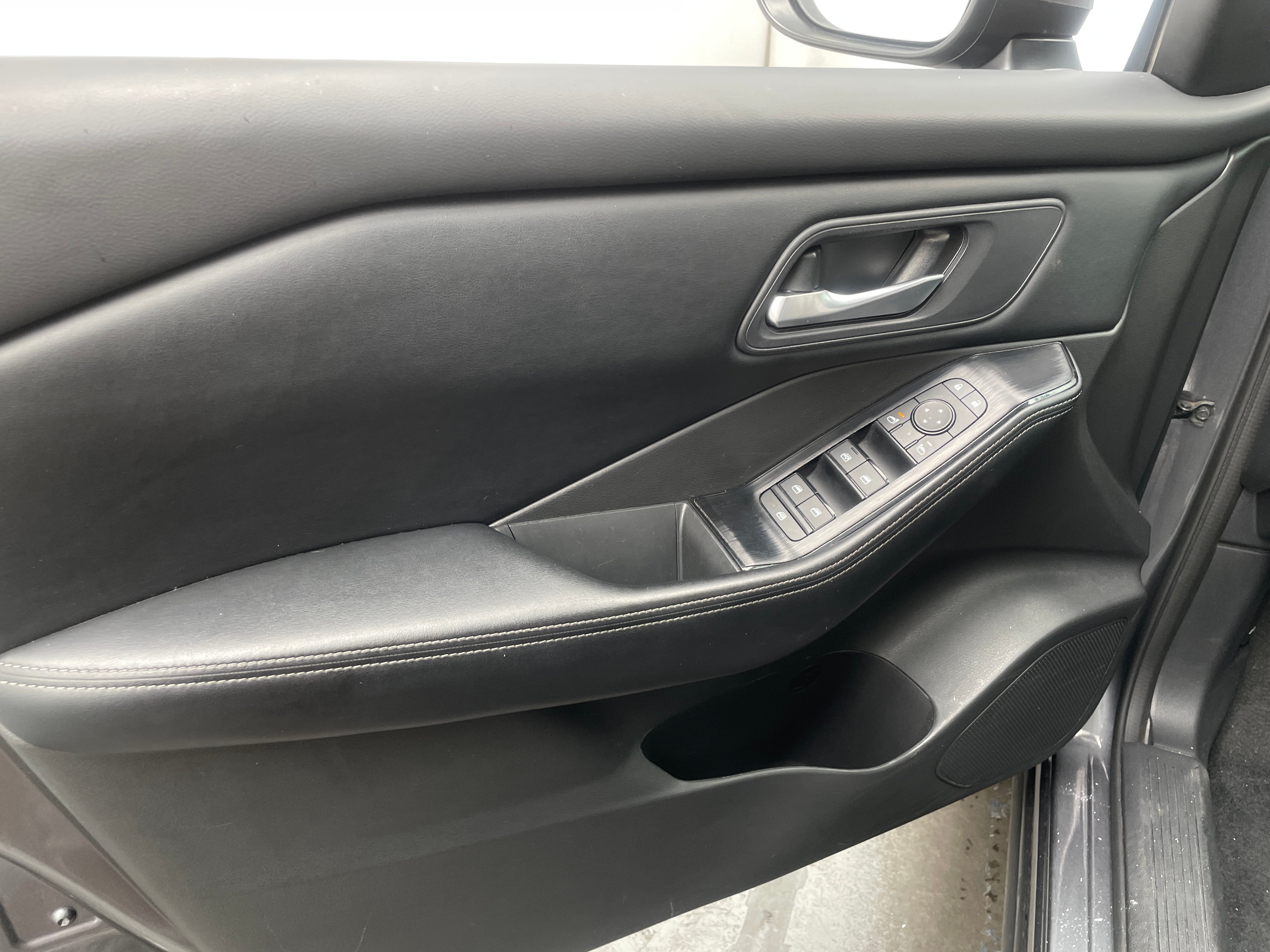 nissan rogue 2025 5N1BT3BA3SC827608 image nissan rogue 2025 5N1BT3BA3SC827608 image