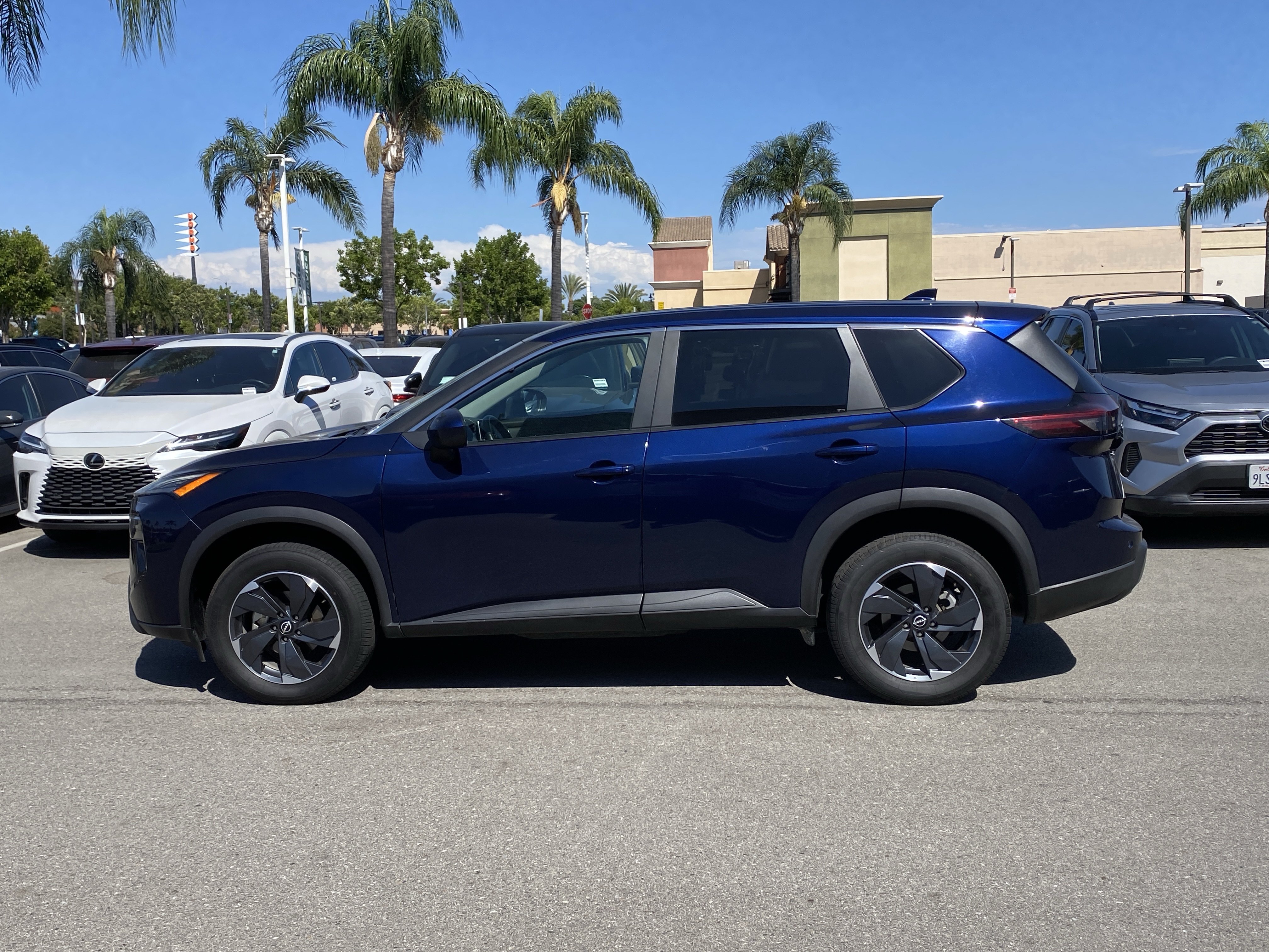 nissan rogue 2025 5N1BT3BB8SC806617 image nissan rogue 2025 5N1BT3BB8SC806617 image