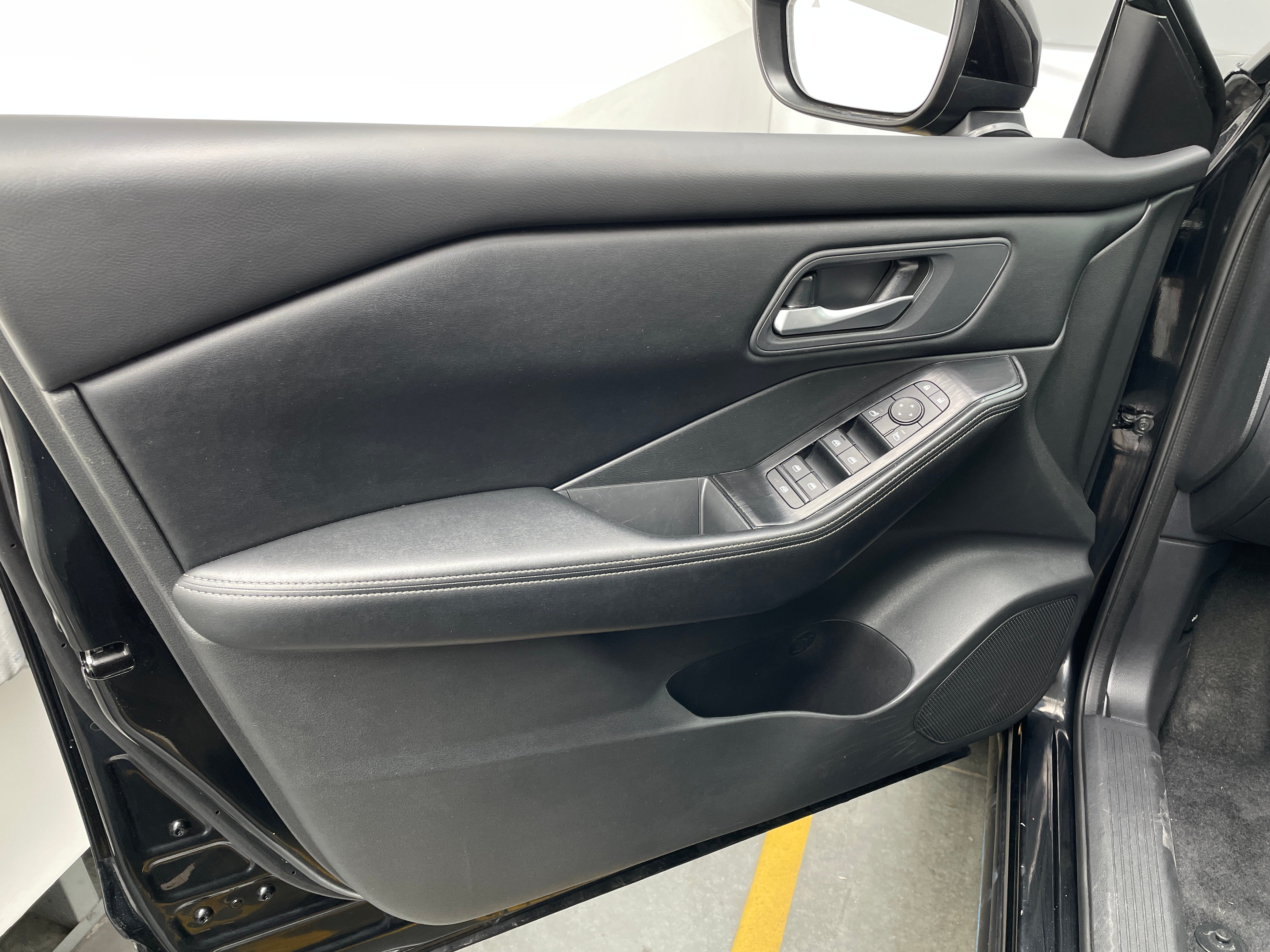 nissan rogue 2025 5N1BT3BA8SC812666 image nissan rogue 2025 5N1BT3BA8SC812666 image