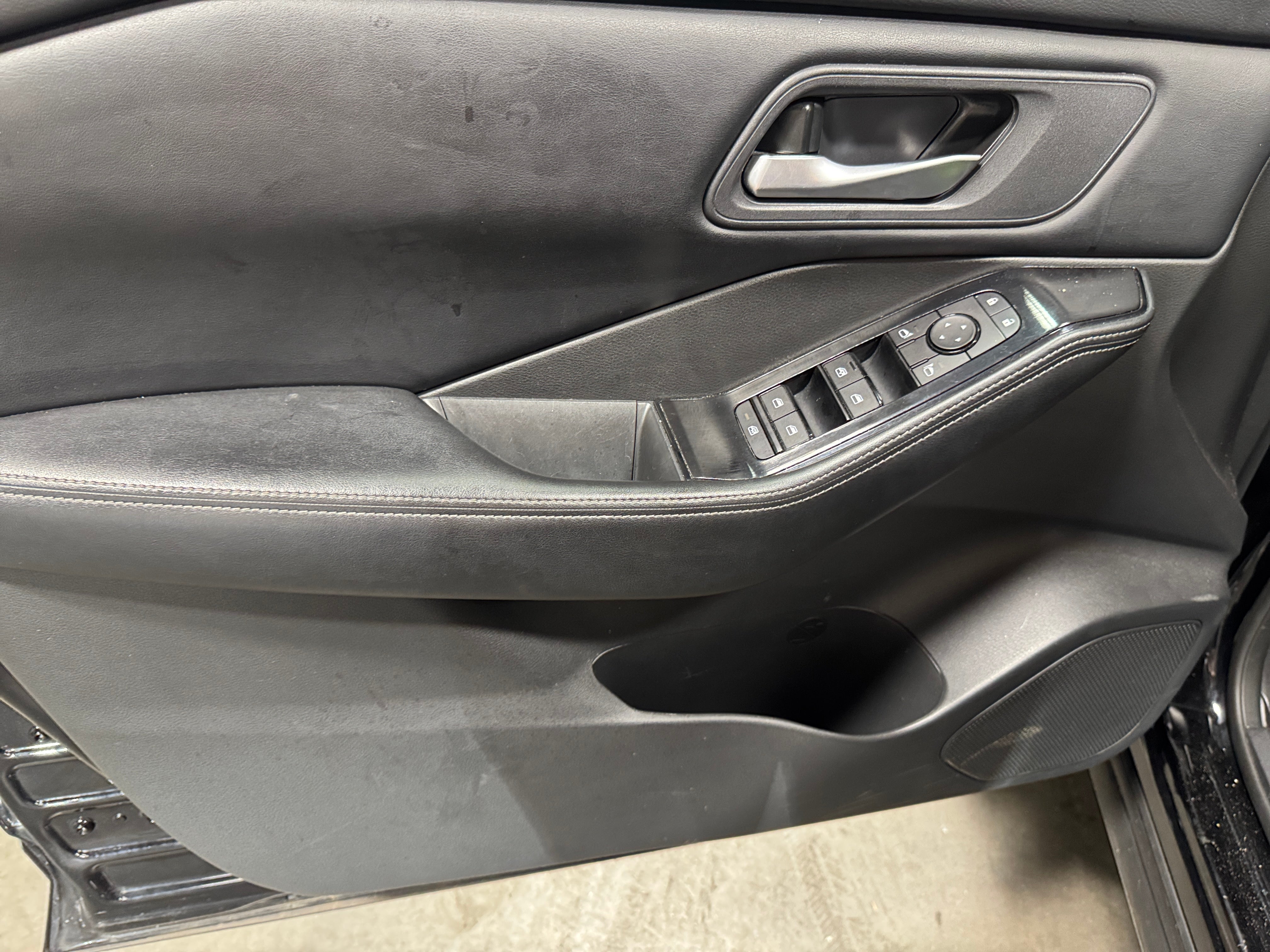 nissan rogue 2025 5N1BT3BA7SC769793 image nissan rogue 2025 5N1BT3BA7SC769793 image