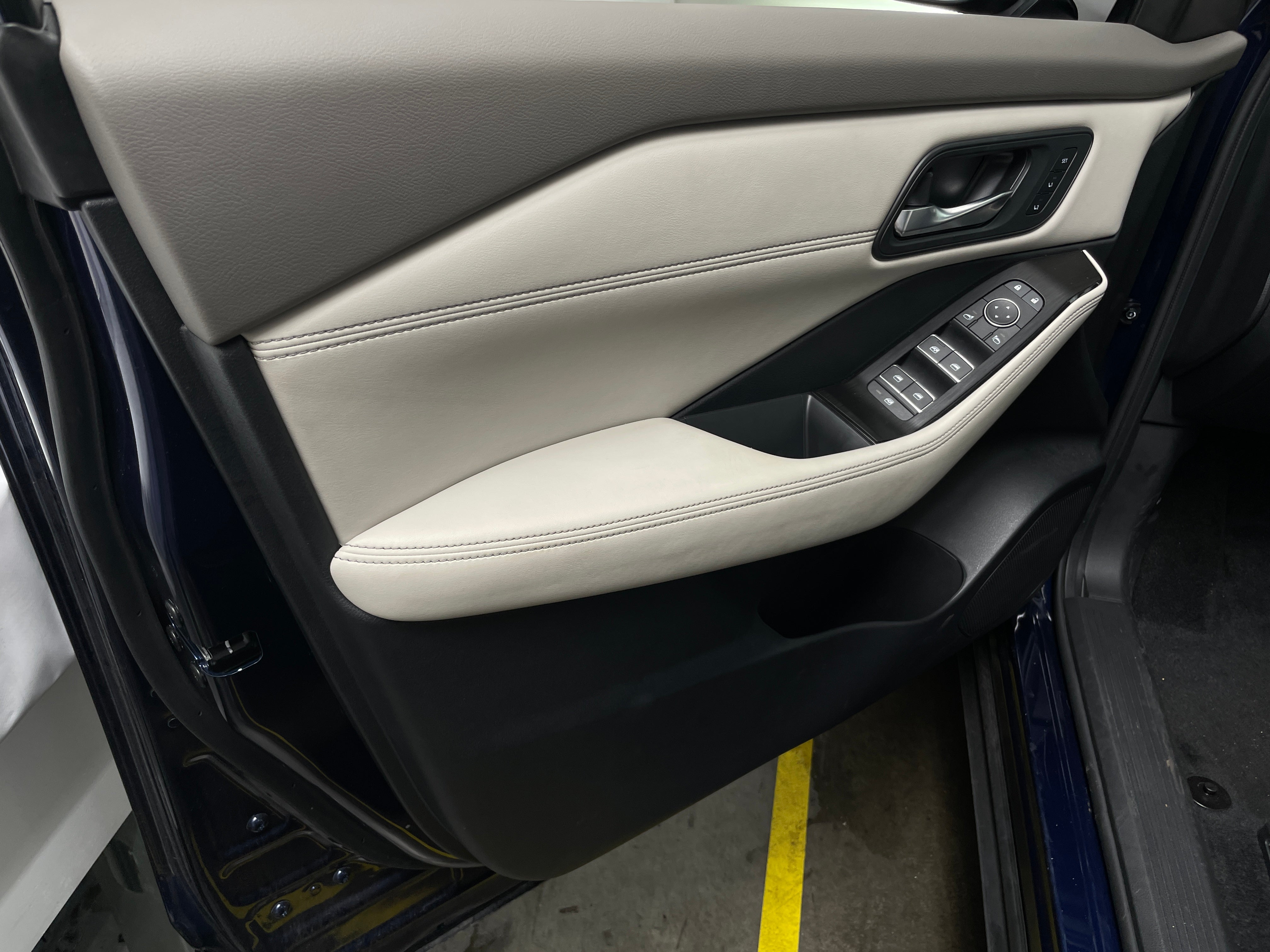 nissan rogue 2025 JN8BT3CB4SW424638 image nissan rogue 2025 JN8BT3CB4SW424638 image