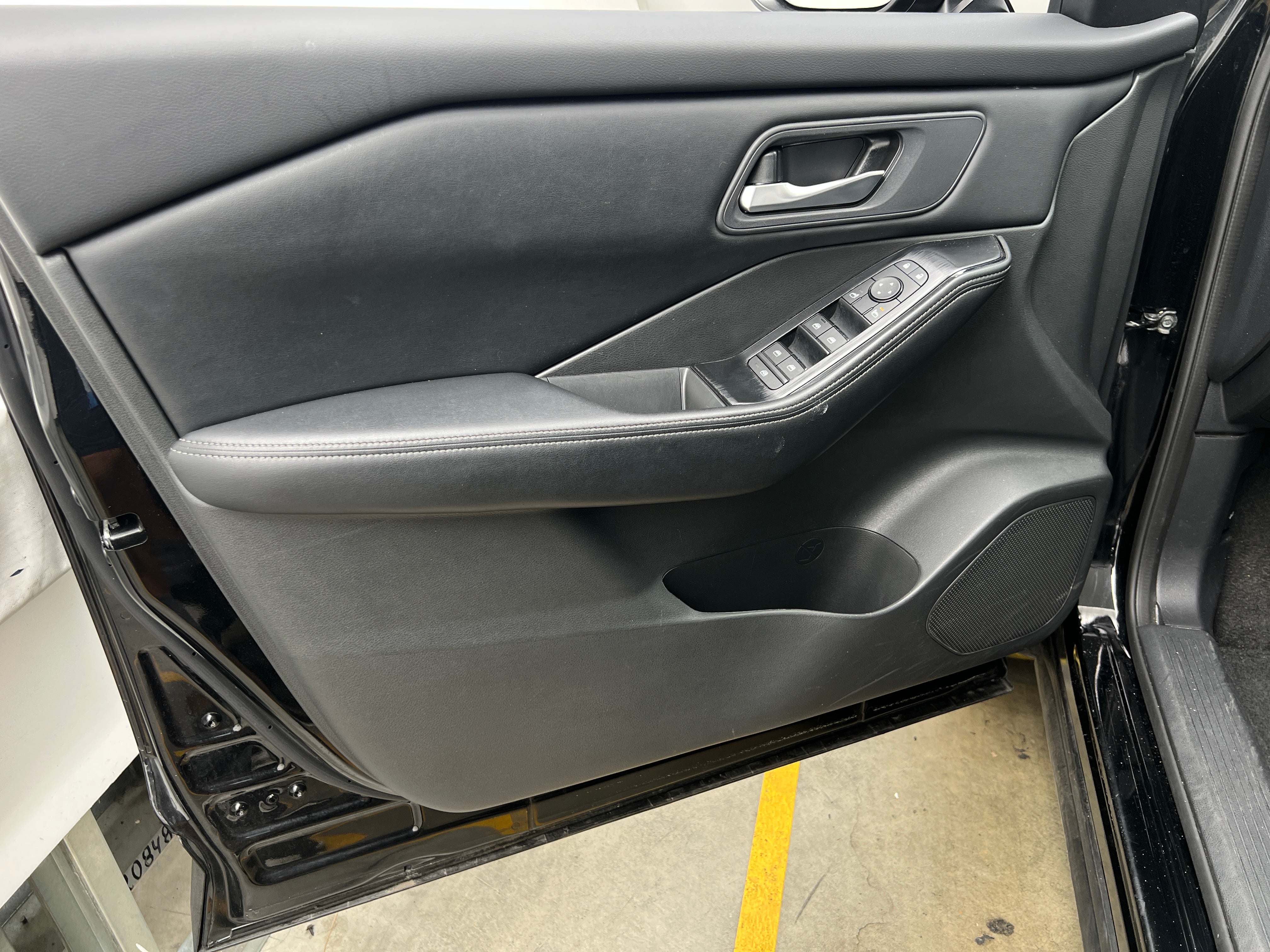 nissan rogue 2025 5N1BT3BA8SC807189 image nissan rogue 2025 5N1BT3BA8SC807189 image