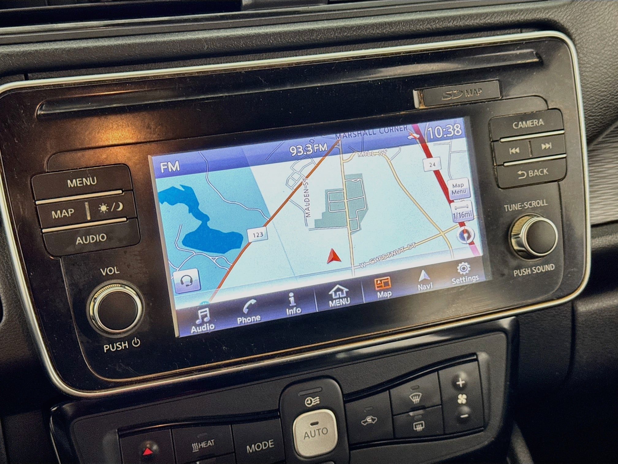 nissan leaf 2018 1N4AZ1CP4JC304334 image