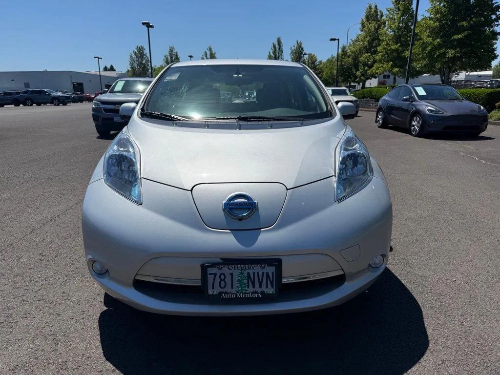 nissan leaf 2017 1N4BZ0CP1HC307930 image nissan leaf 2017 1N4BZ0CP1HC307930 image