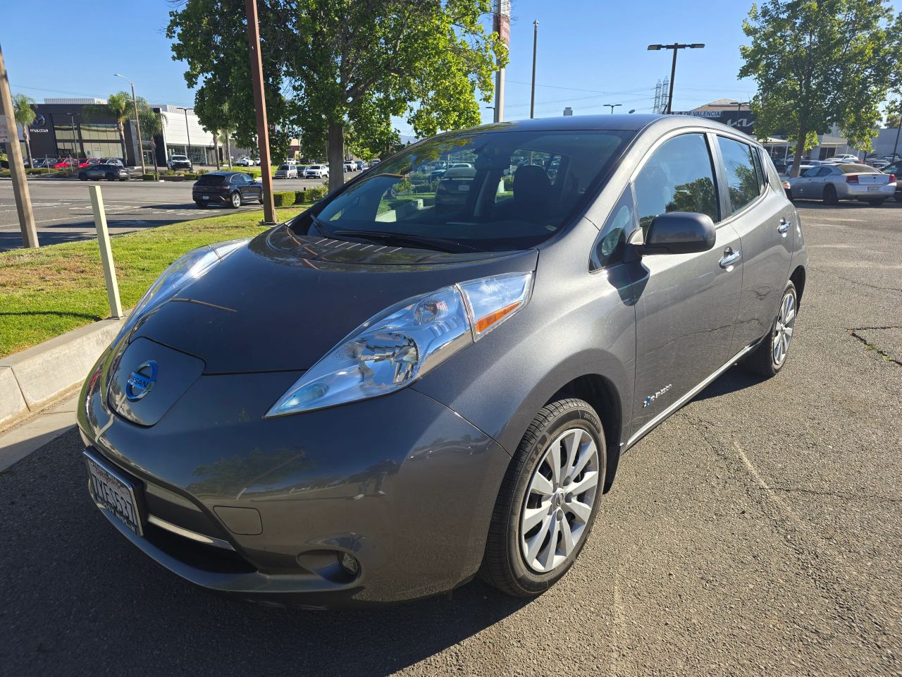 nissan leaf 2017 1N4BZ0CP3HC308447 image nissan leaf 2017 1N4BZ0CP3HC308447 image