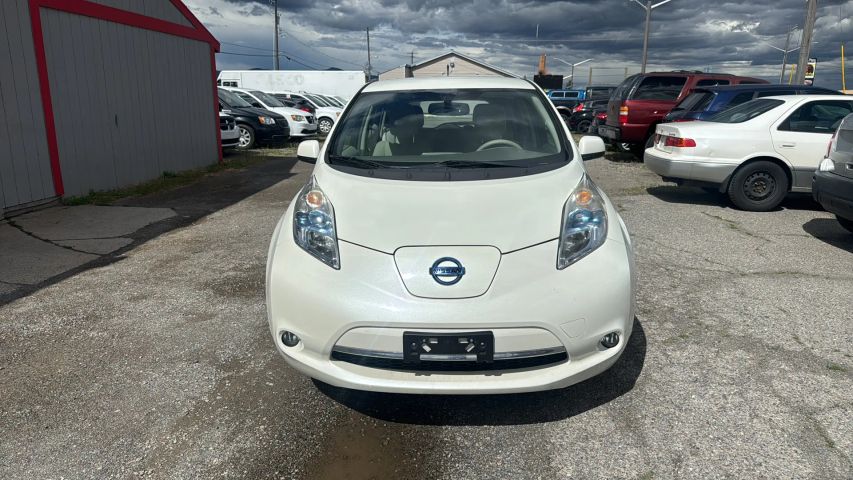 nissan leaf 2011 JN1AZ0CP5BT004343 image nissan leaf 2011 JN1AZ0CP5BT004343 image