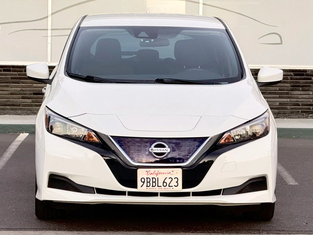 nissan leaf 2022 1N4AZ1BV5NC560147 image nissan leaf 2022 1N4AZ1BV5NC560147 image