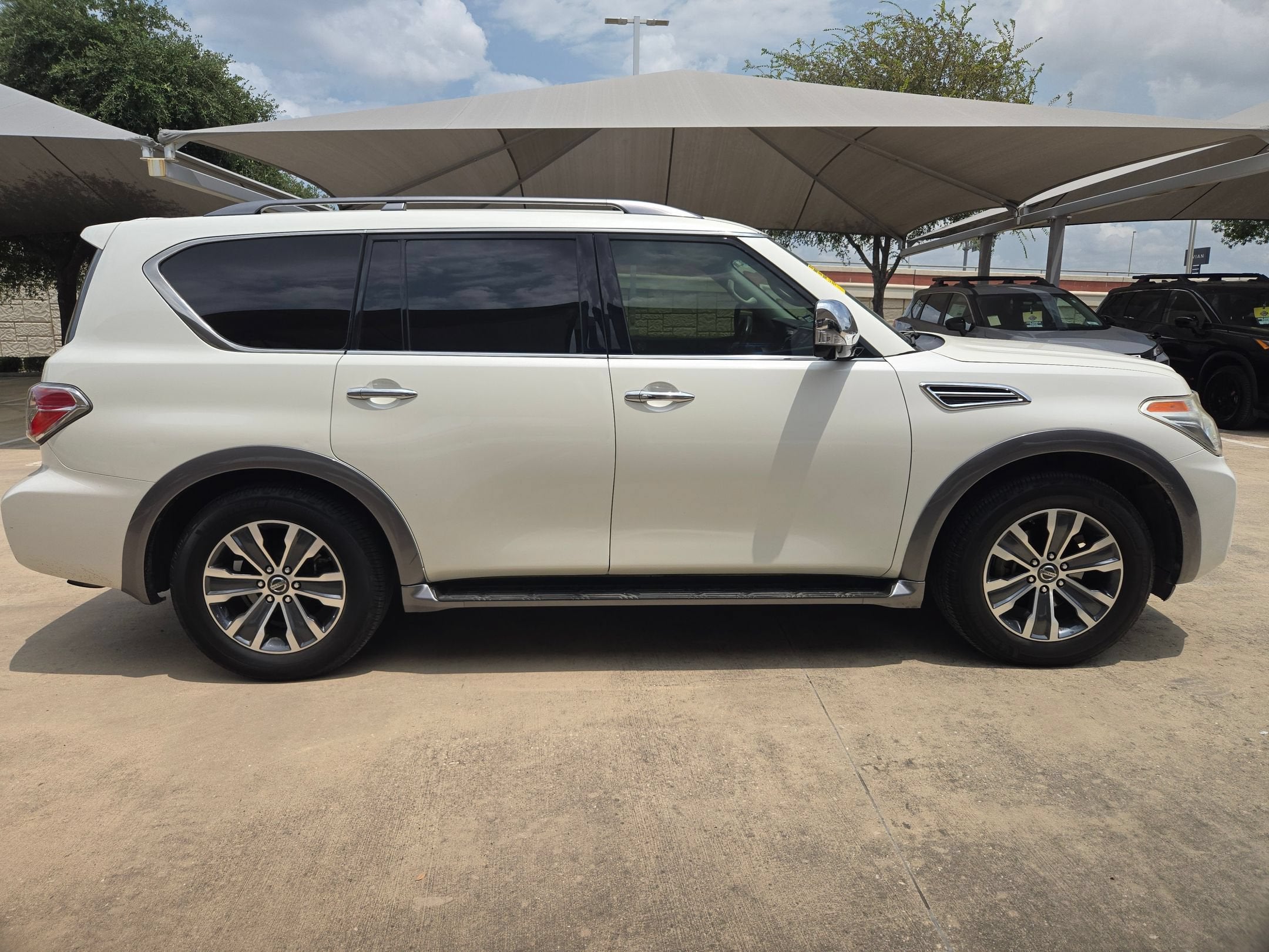 nissan armada 2019 JN8AY2ND3KX009830 image nissan armada 2019 JN8AY2ND3KX009830 image