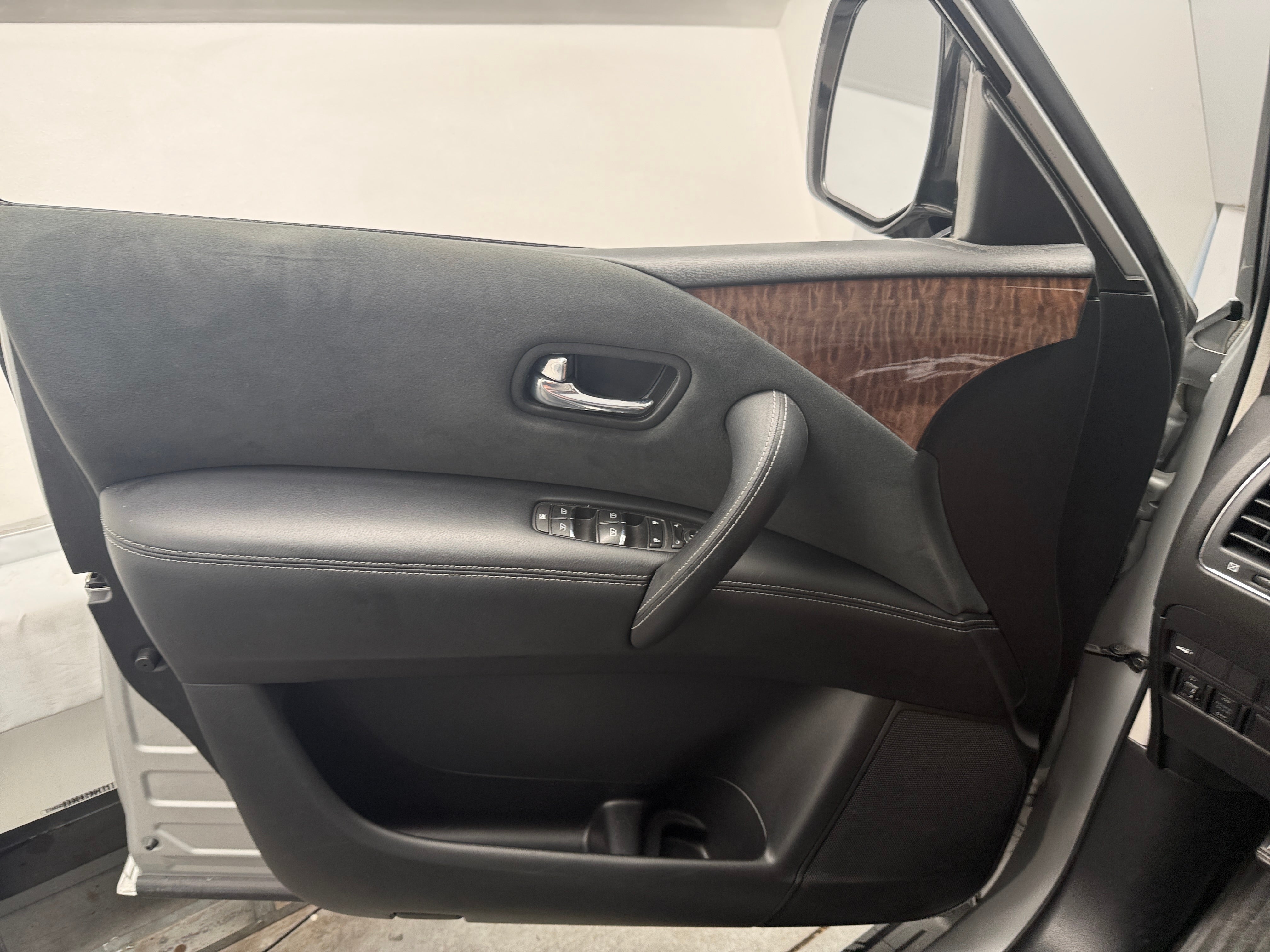 nissan armada 2019 JN8AY2ND2KX009558 image nissan armada 2019 JN8AY2ND2KX009558 image