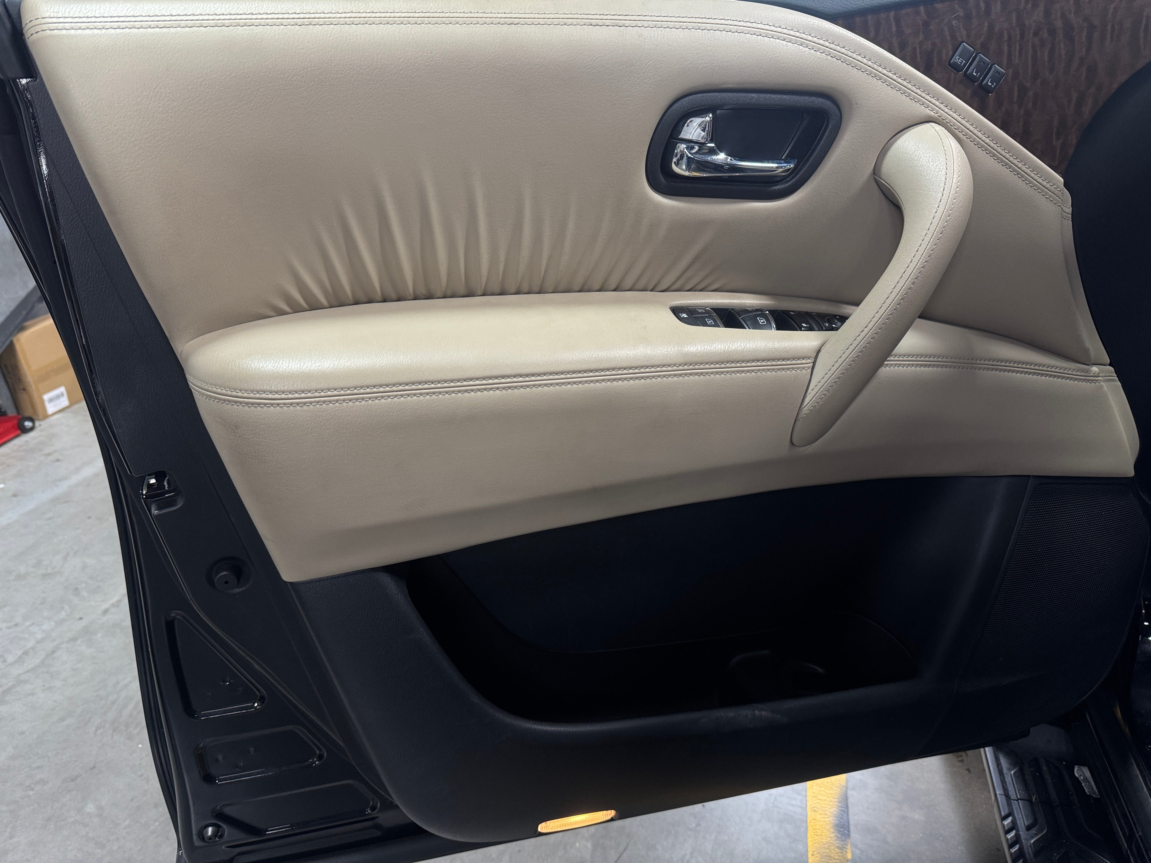 nissan armada 2019 JN8AY2NC8K9581536 image nissan armada 2019 JN8AY2NC8K9581536 image