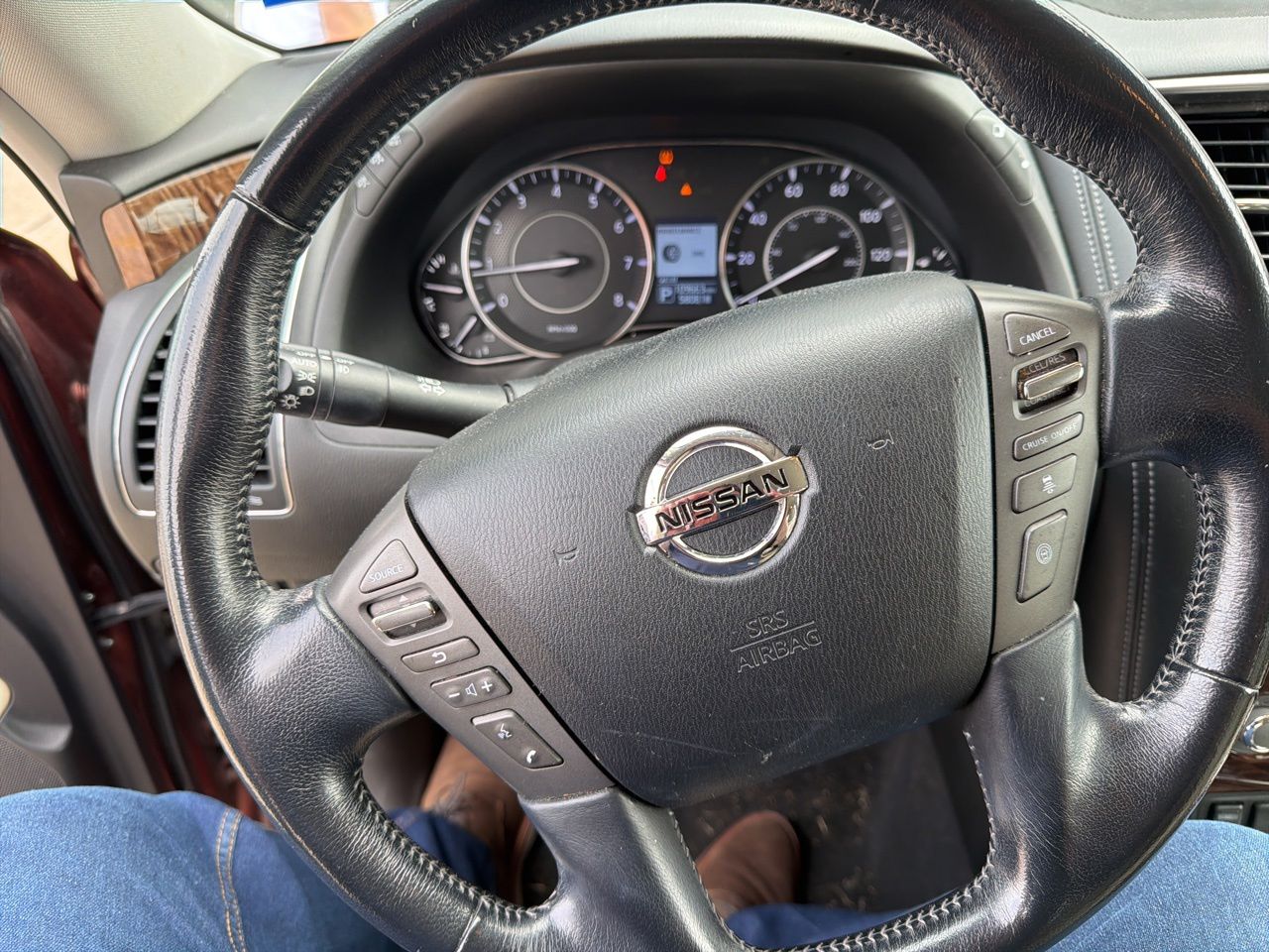 nissan armada 2018 JN8AY2NDXJX002808 image nissan armada 2018 JN8AY2NDXJX002808 image