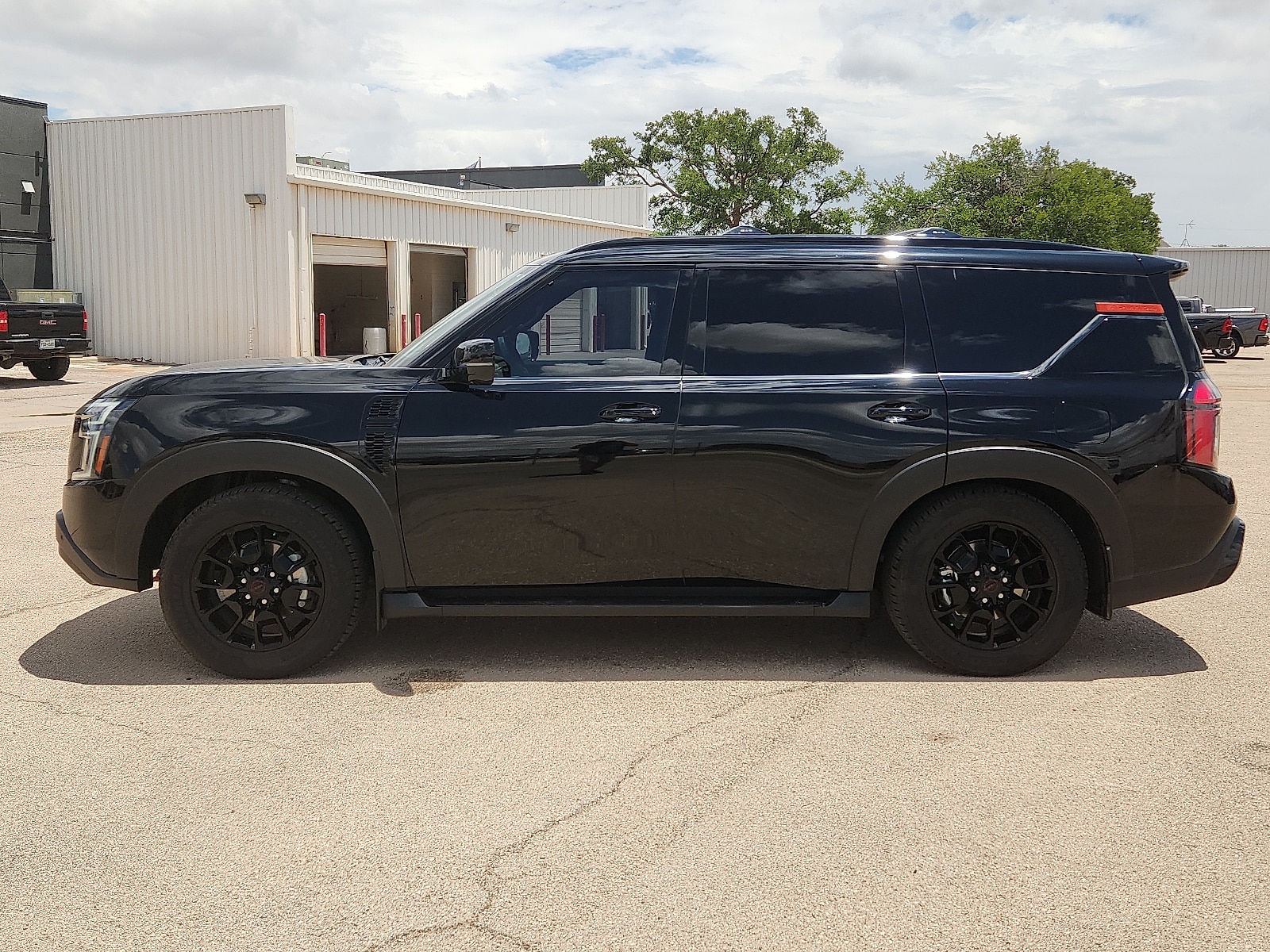 nissan armada 2026 JN8AY3DB9T9120037 image nissan armada 2026 JN8AY3DB9T9120037 image