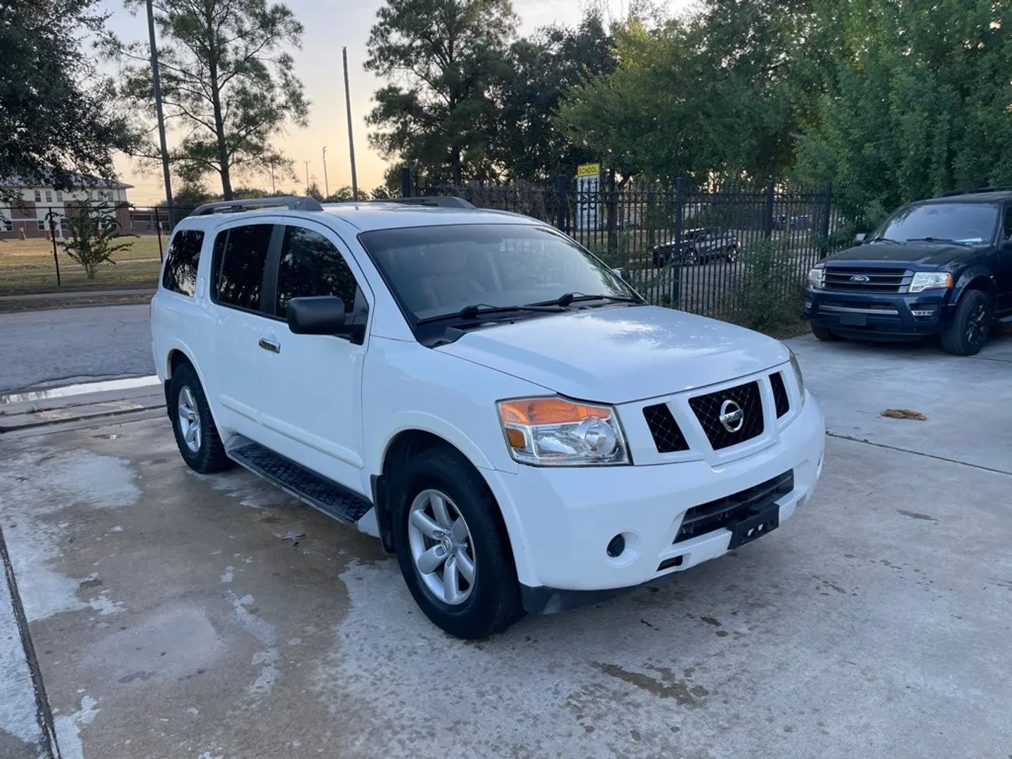 nissan armada 2012 5N1BA0ND4CN620743 image nissan armada 2012 5N1BA0ND4CN620743 image