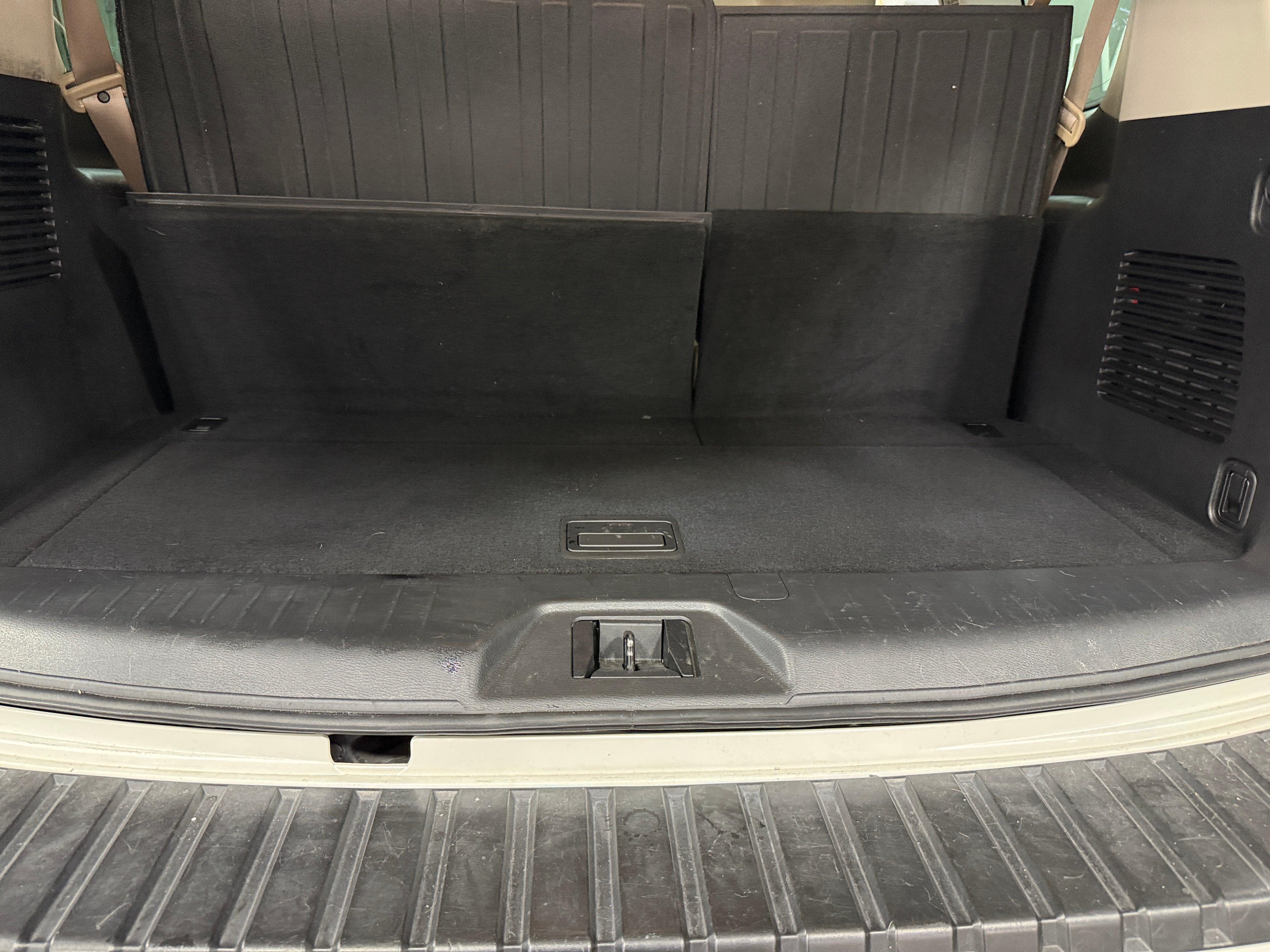 nissan armada 2022 JN8AY2BD4N9676127 image nissan armada 2022 JN8AY2BD4N9676127 image