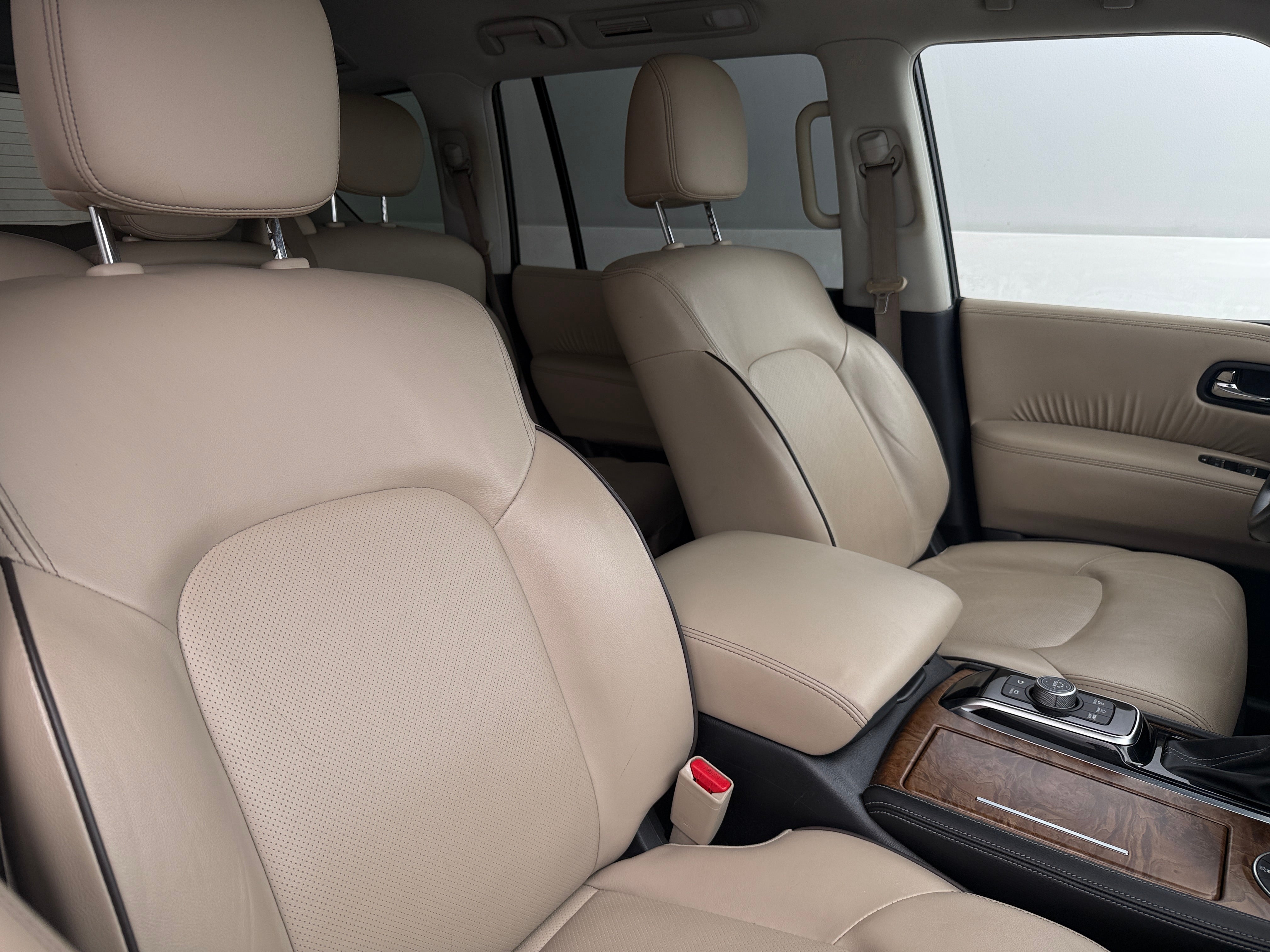 nissan armada 2022 JN8AY2BD4N9676760 image nissan armada 2022 JN8AY2BD4N9676760 image