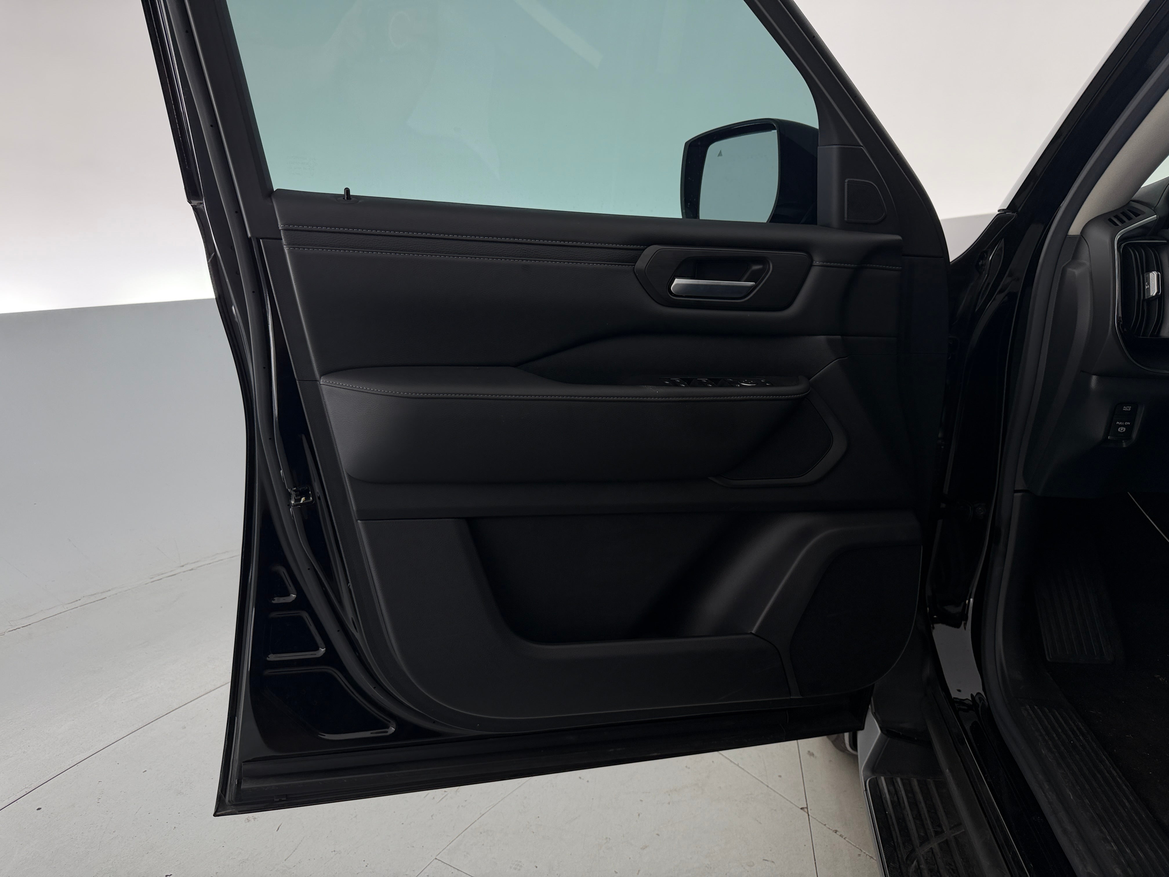 nissan armada 2025 JN8AY3AE5S9404410 image nissan armada 2025 JN8AY3AE5S9404410 image