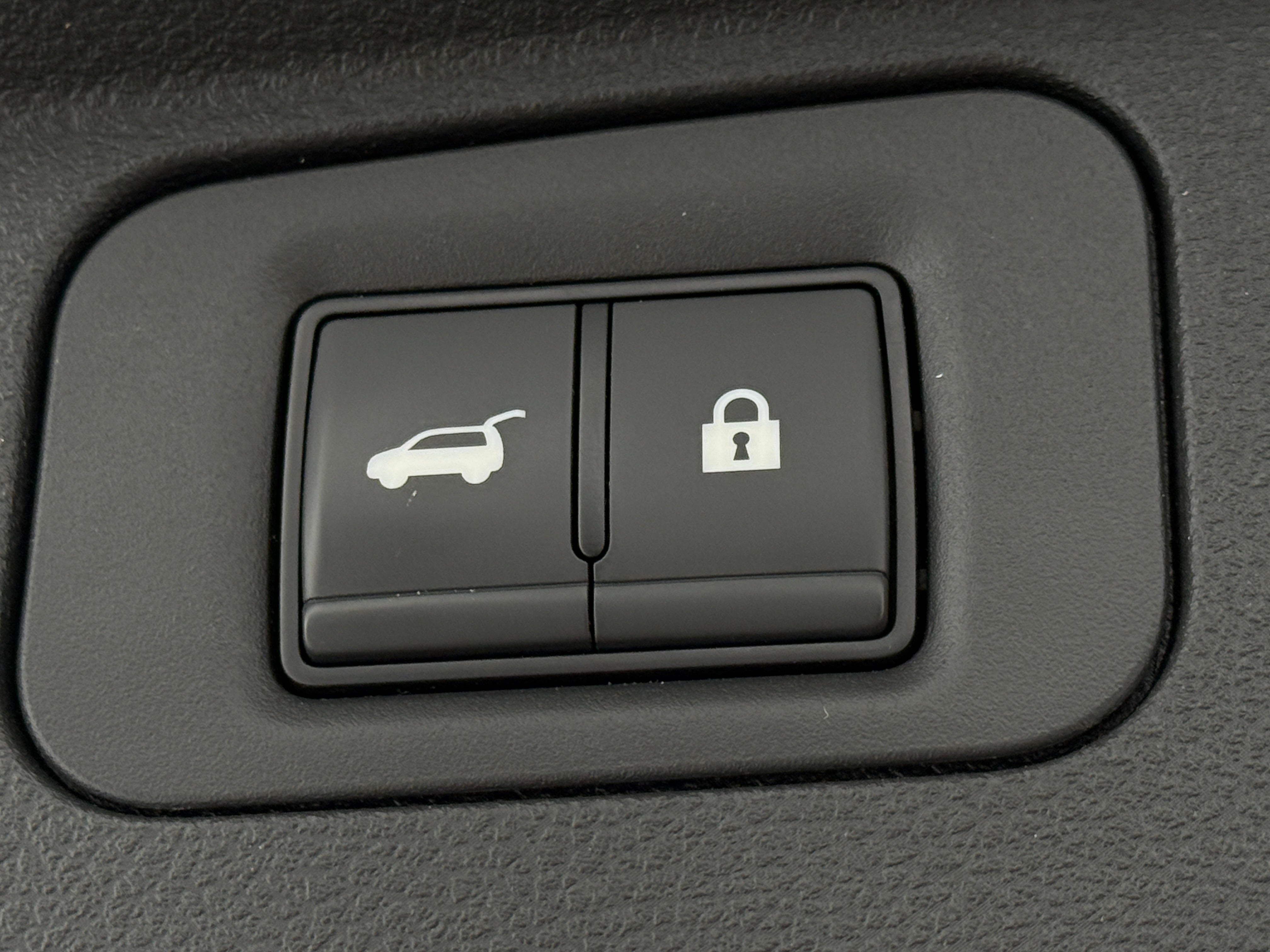 nissan armada 2025 JN8AY3BB7S9101987 image nissan armada 2025 JN8AY3BB7S9101987 image