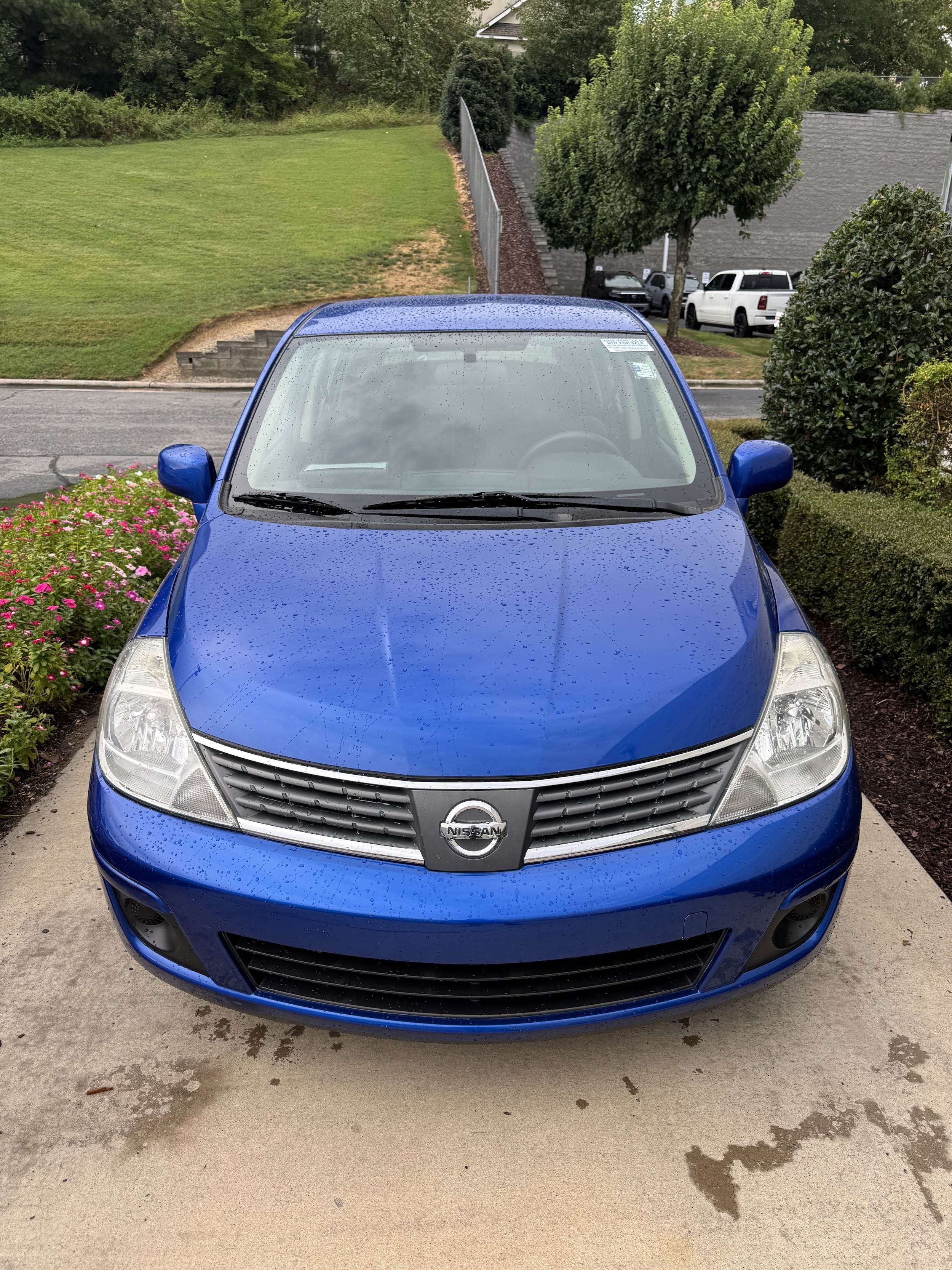 nissan versa 2009 3N1BC13E79L472115 image nissan versa 2009 3N1BC13E79L472115 image