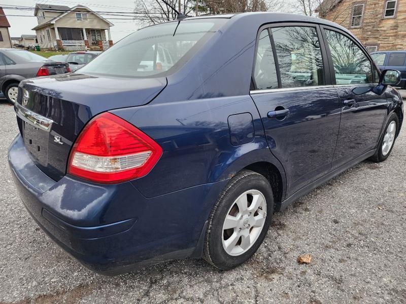 nissan versa 2007 3N1BC11E47L414530 image nissan versa 2007 3N1BC11E47L414530 image